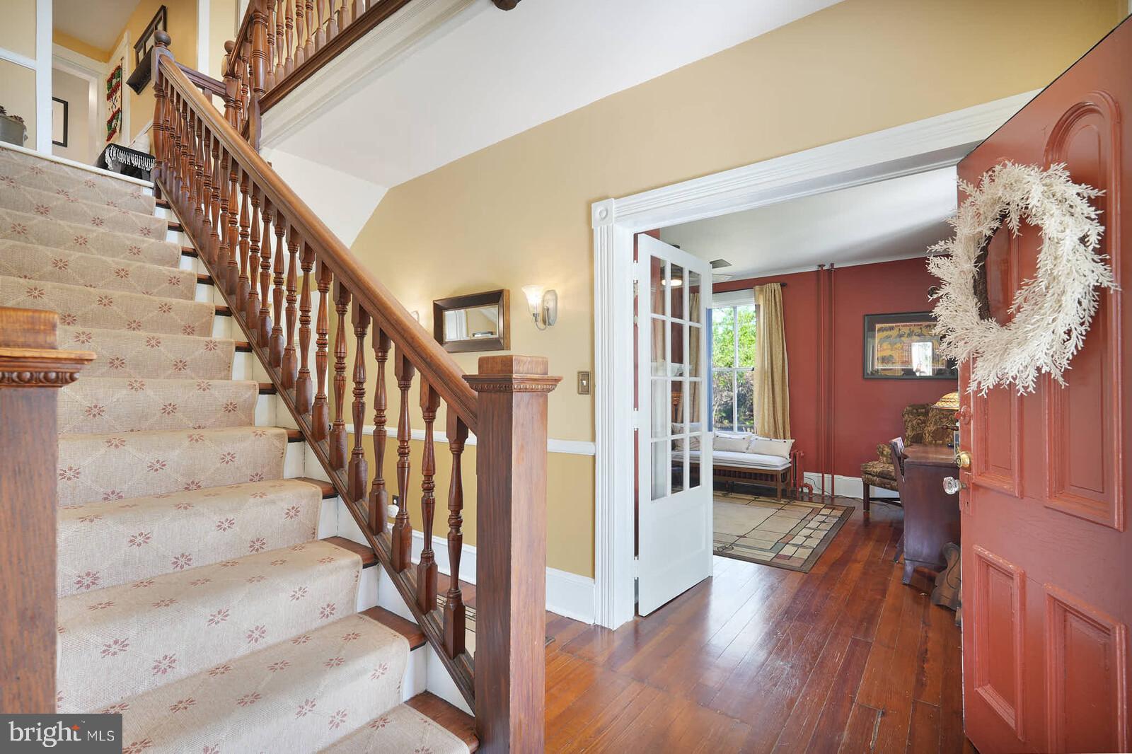 FOX VALLEY - Residential