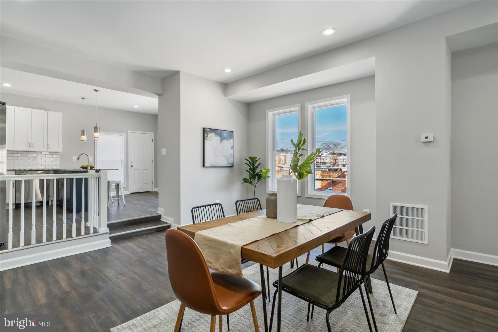 MONTEBELLO - Residential