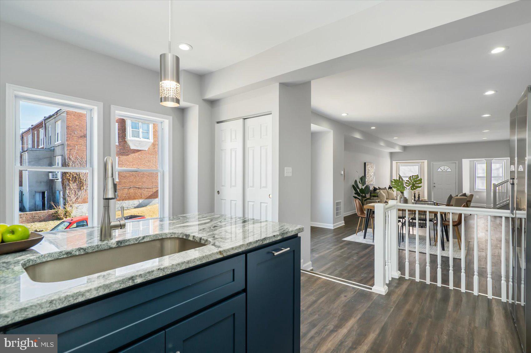 MONTEBELLO - Residential