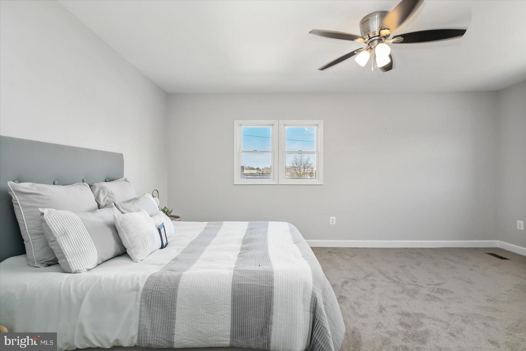 MONTEBELLO - Residential