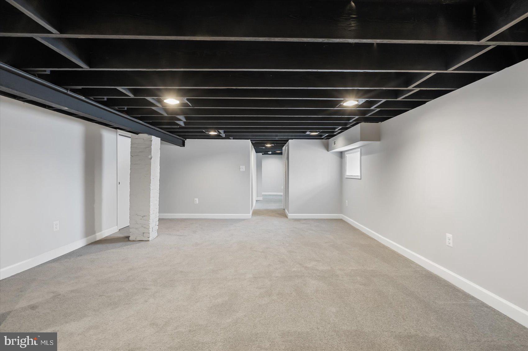 MONTEBELLO - Residential