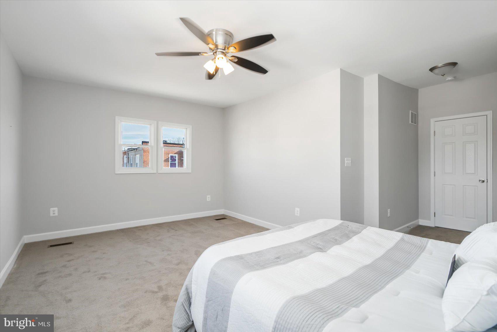 MONTEBELLO - Residential