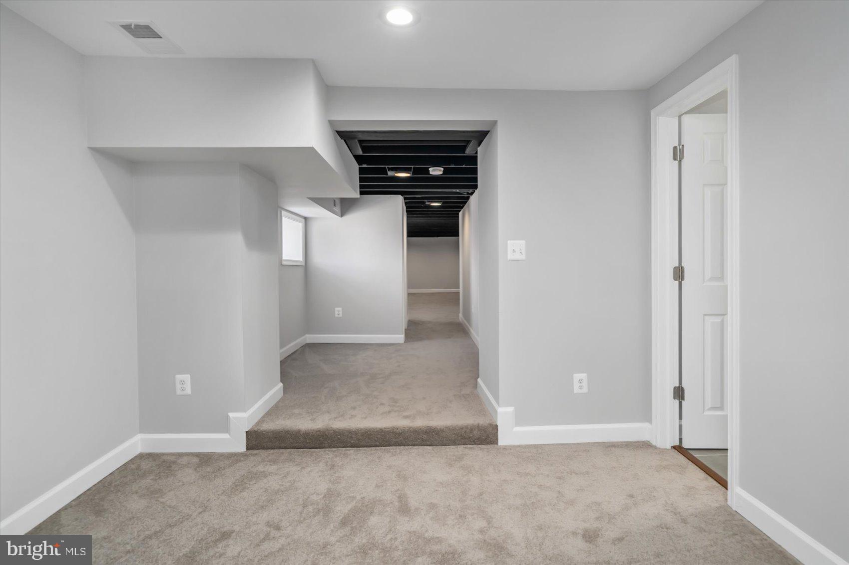 MONTEBELLO - Residential