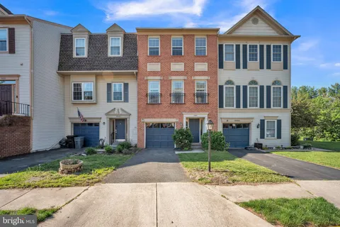 44022 Gala Circle, Ashburn, VA MLS: VALO2094646