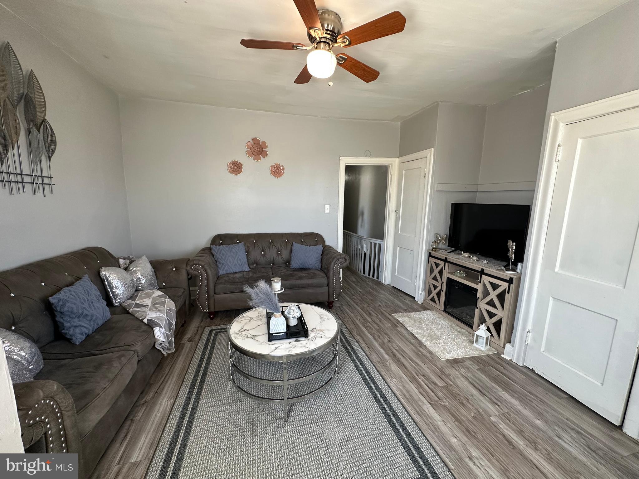 FELTONVILLE - Residential