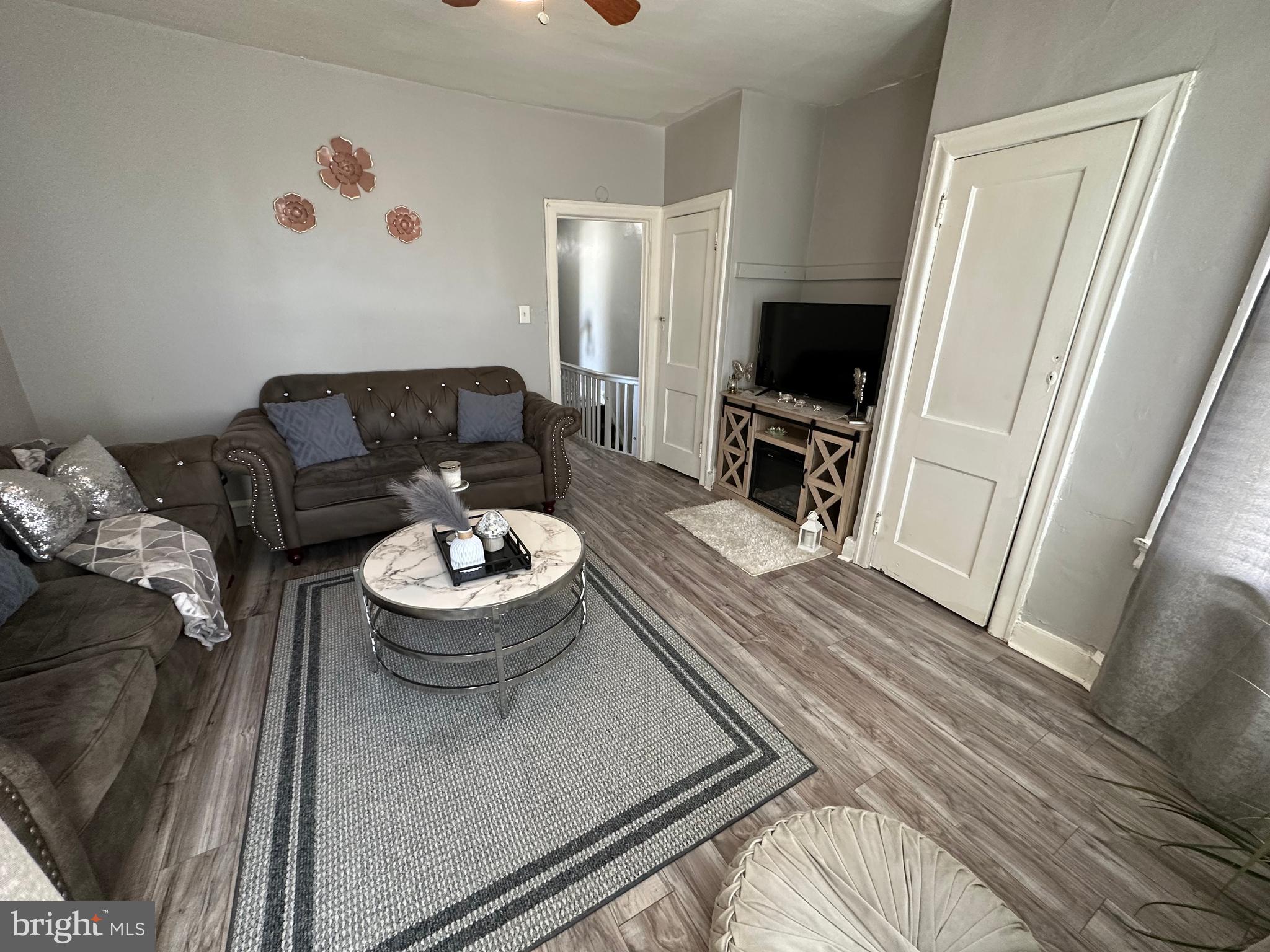 FELTONVILLE - Residential