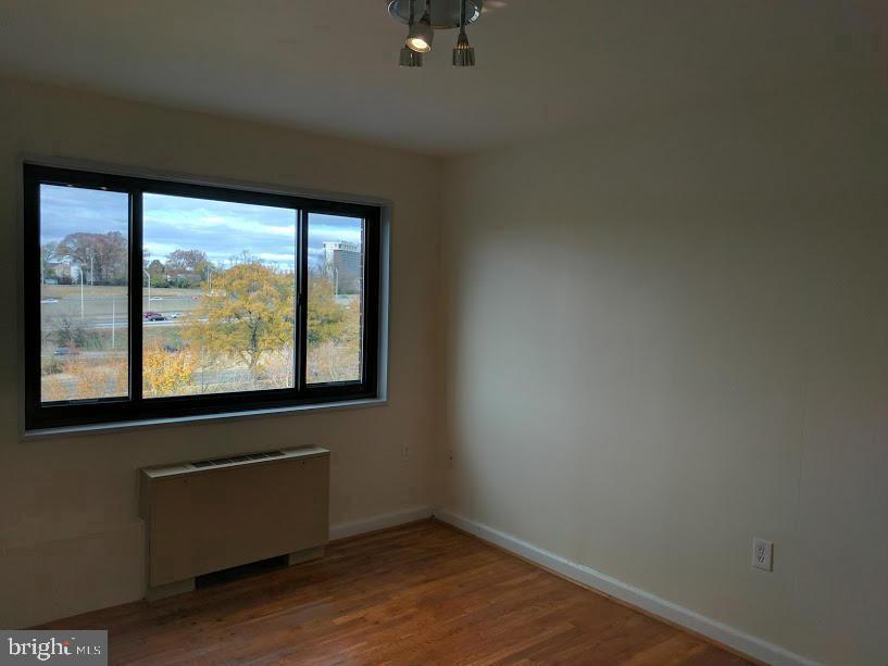 ARLINGTON RIDGE - Residential Lease