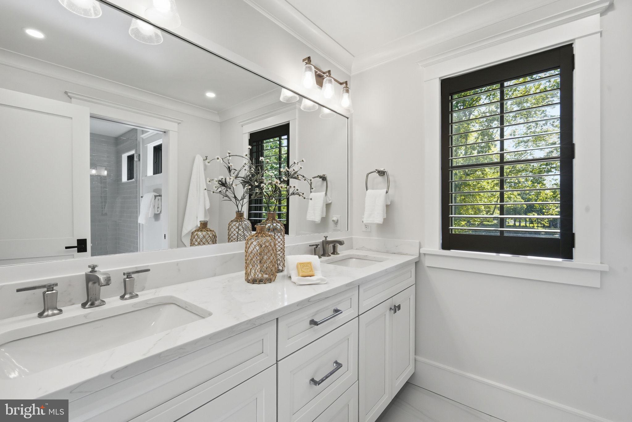 EASTON - Residential