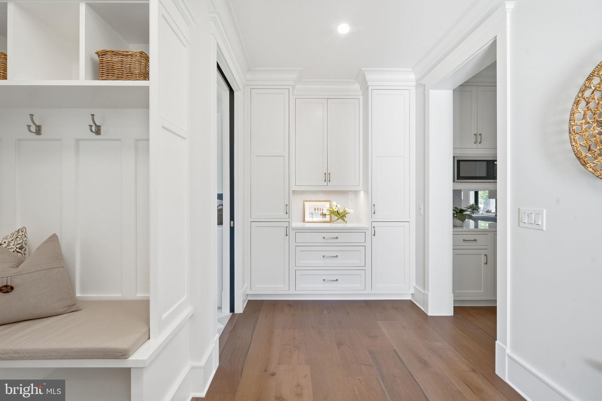 EASTON - Residential