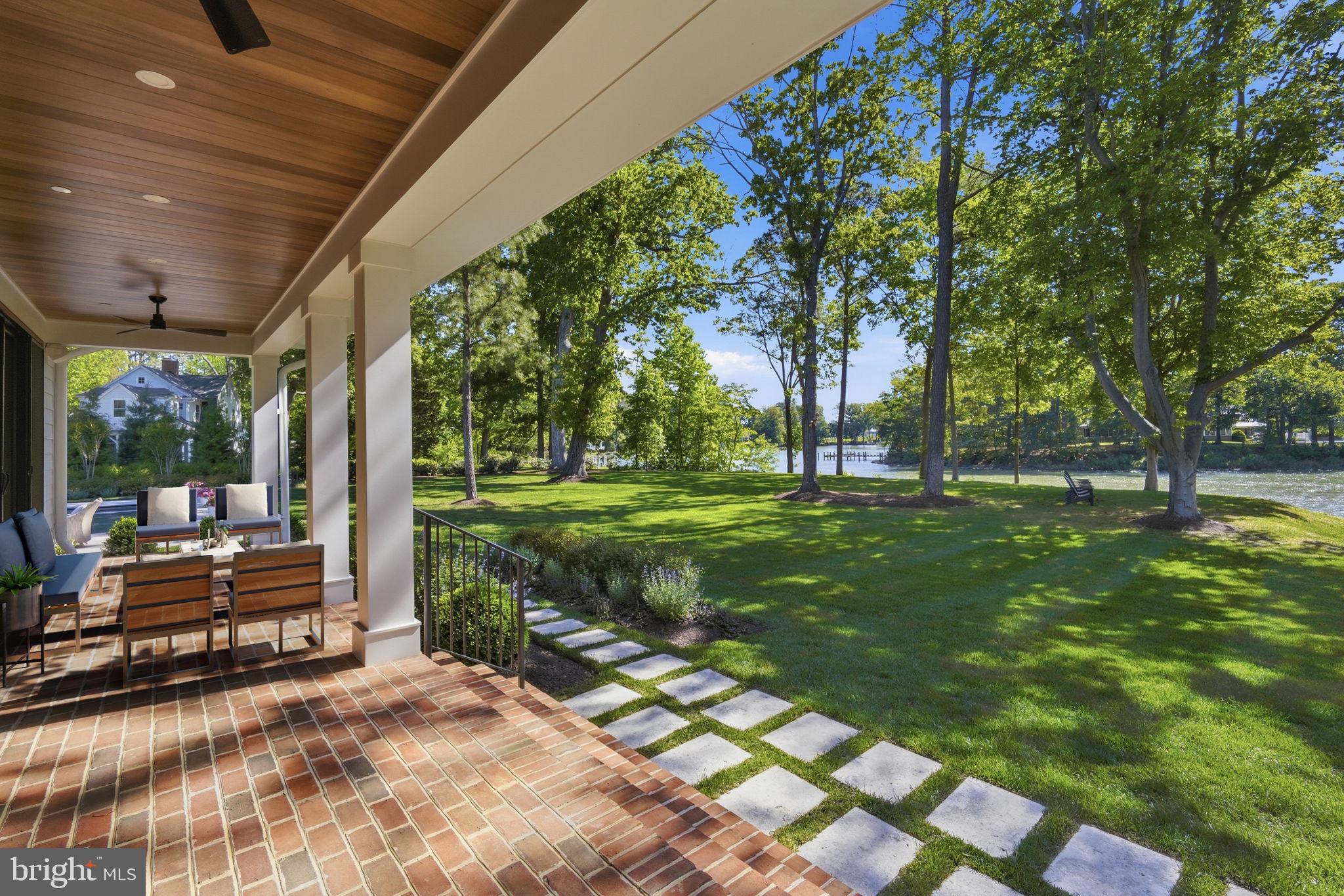 EASTON - Residential
