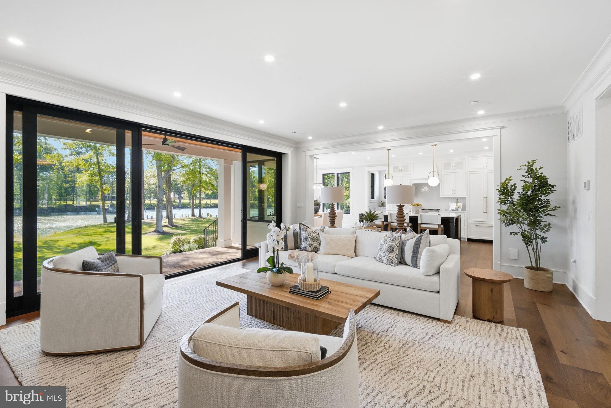 EASTON - Residential