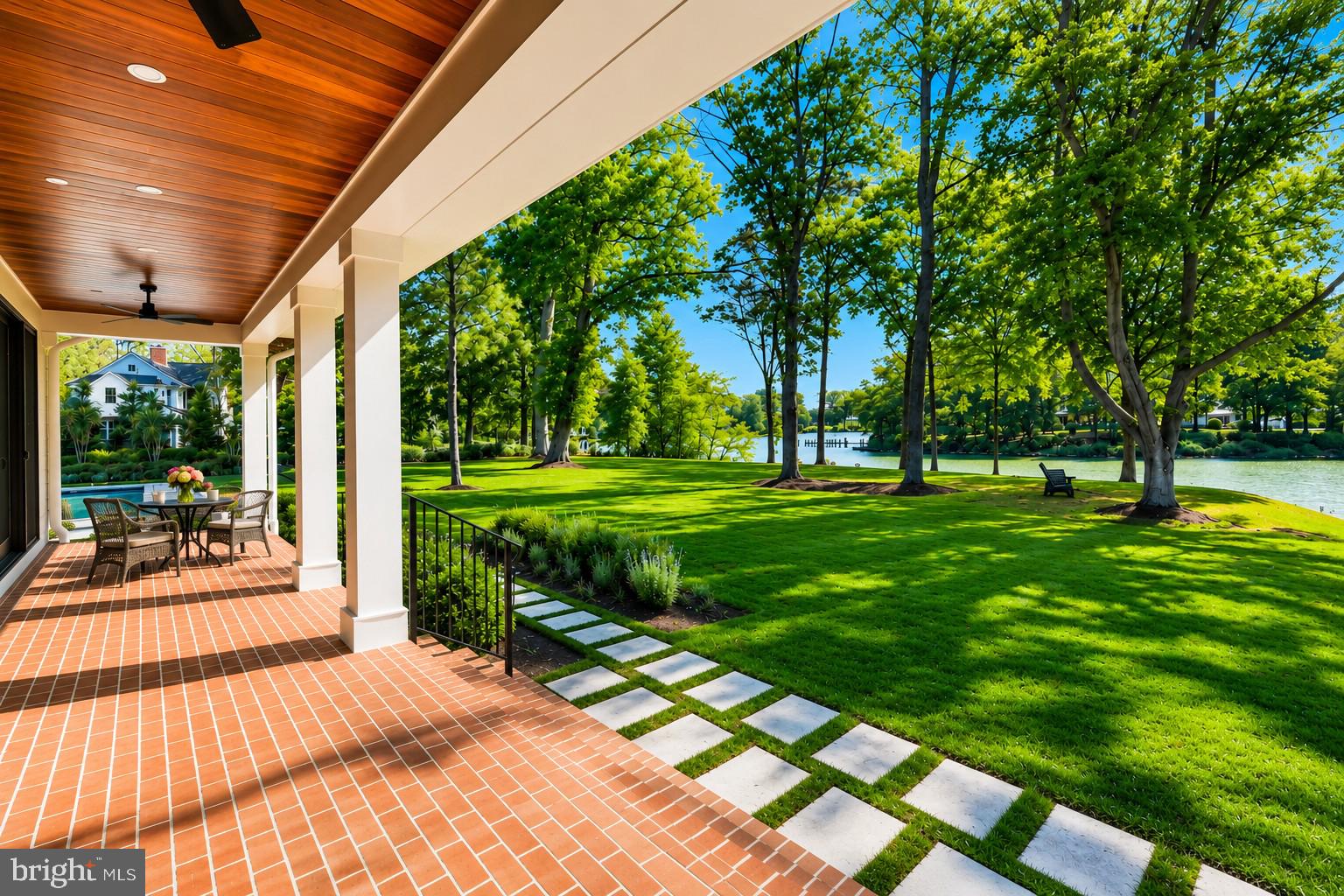 EASTON - Residential