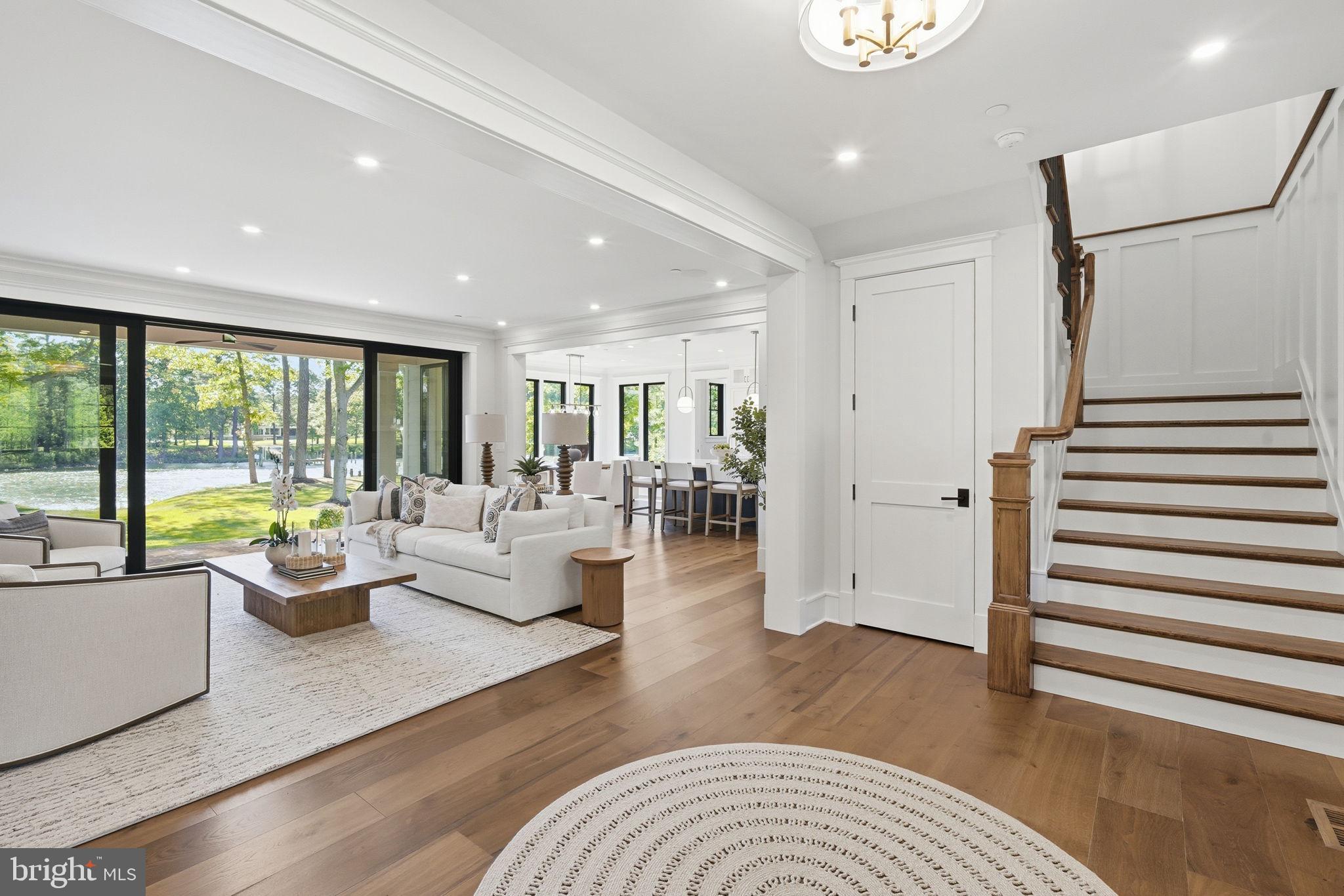 EASTON - Residential