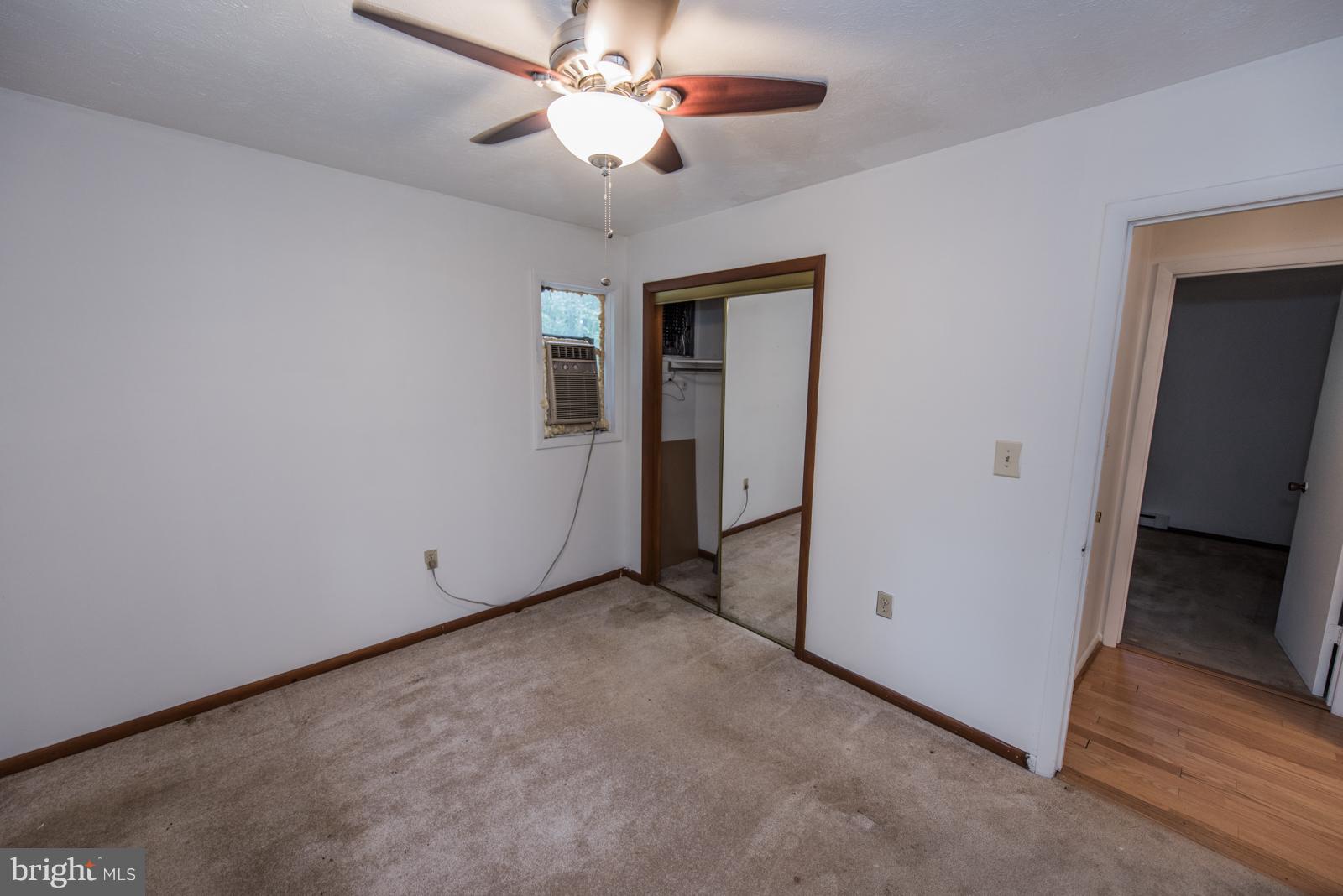 SOUTH MORGAN HILLS - Residential