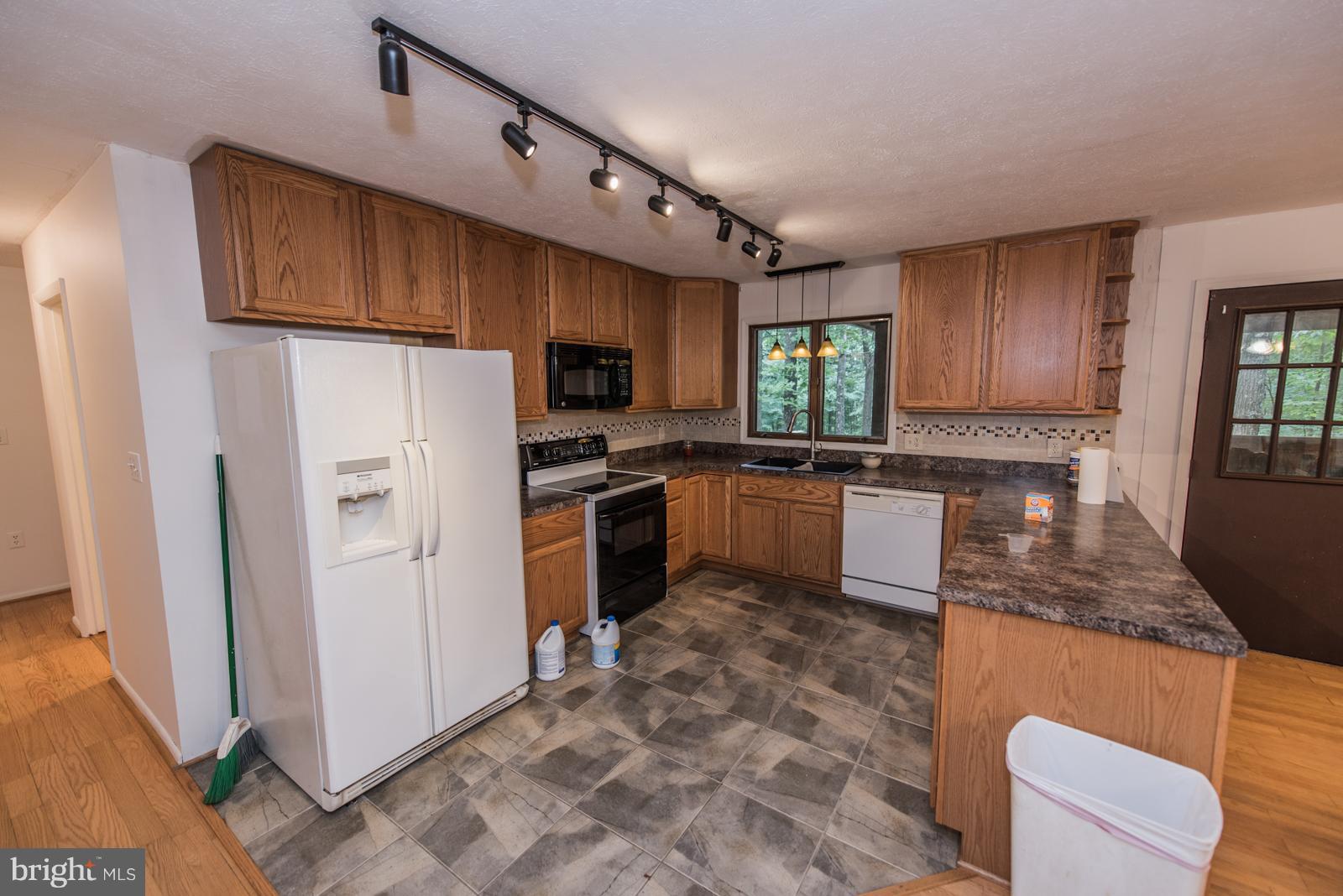 SOUTH MORGAN HILLS - Residential