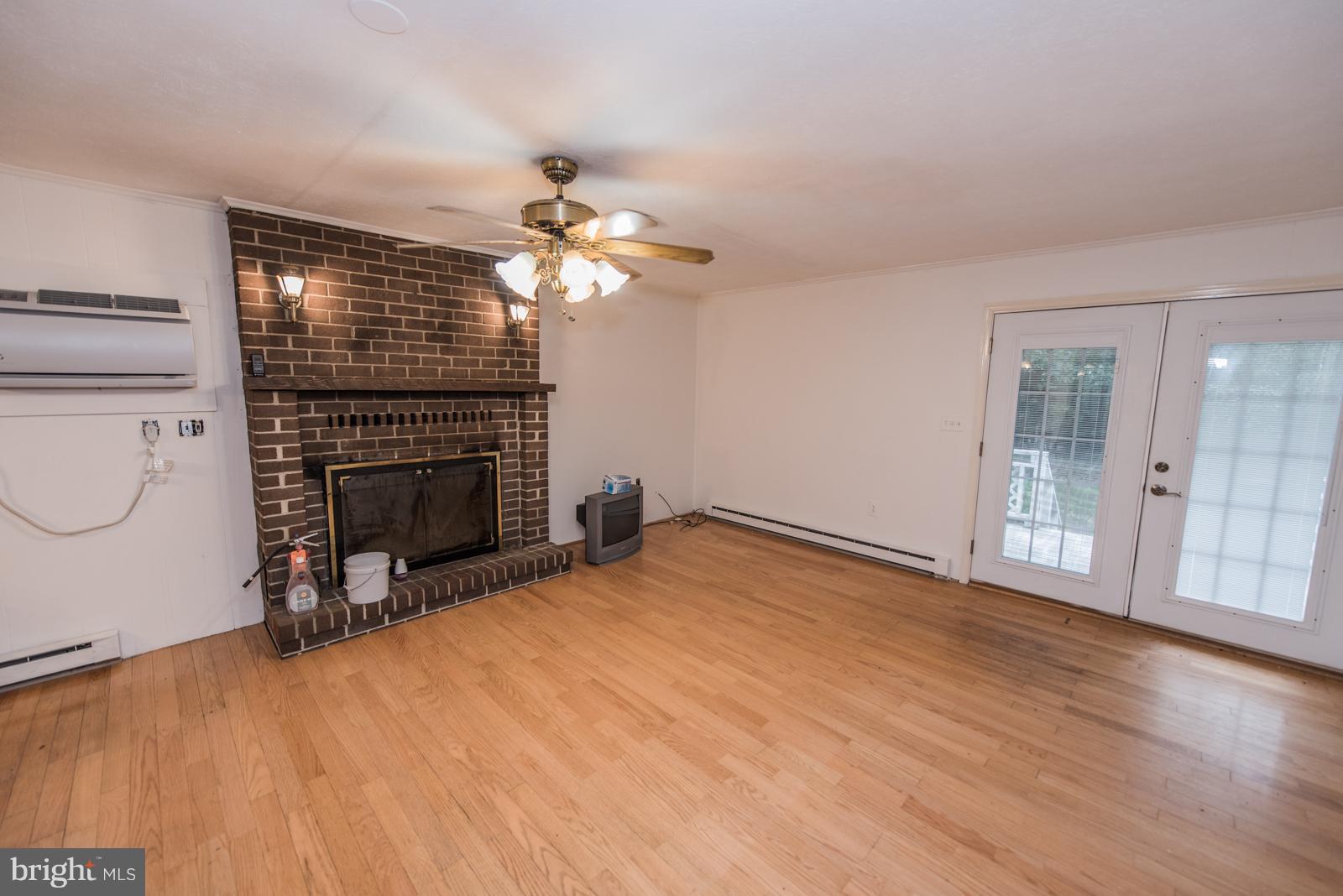 SOUTH MORGAN HILLS - Residential