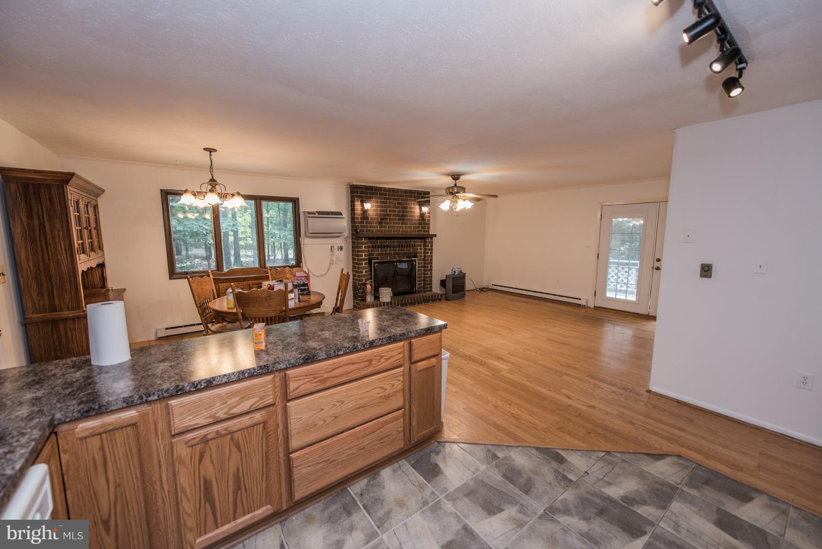 SOUTH MORGAN HILLS - Residential