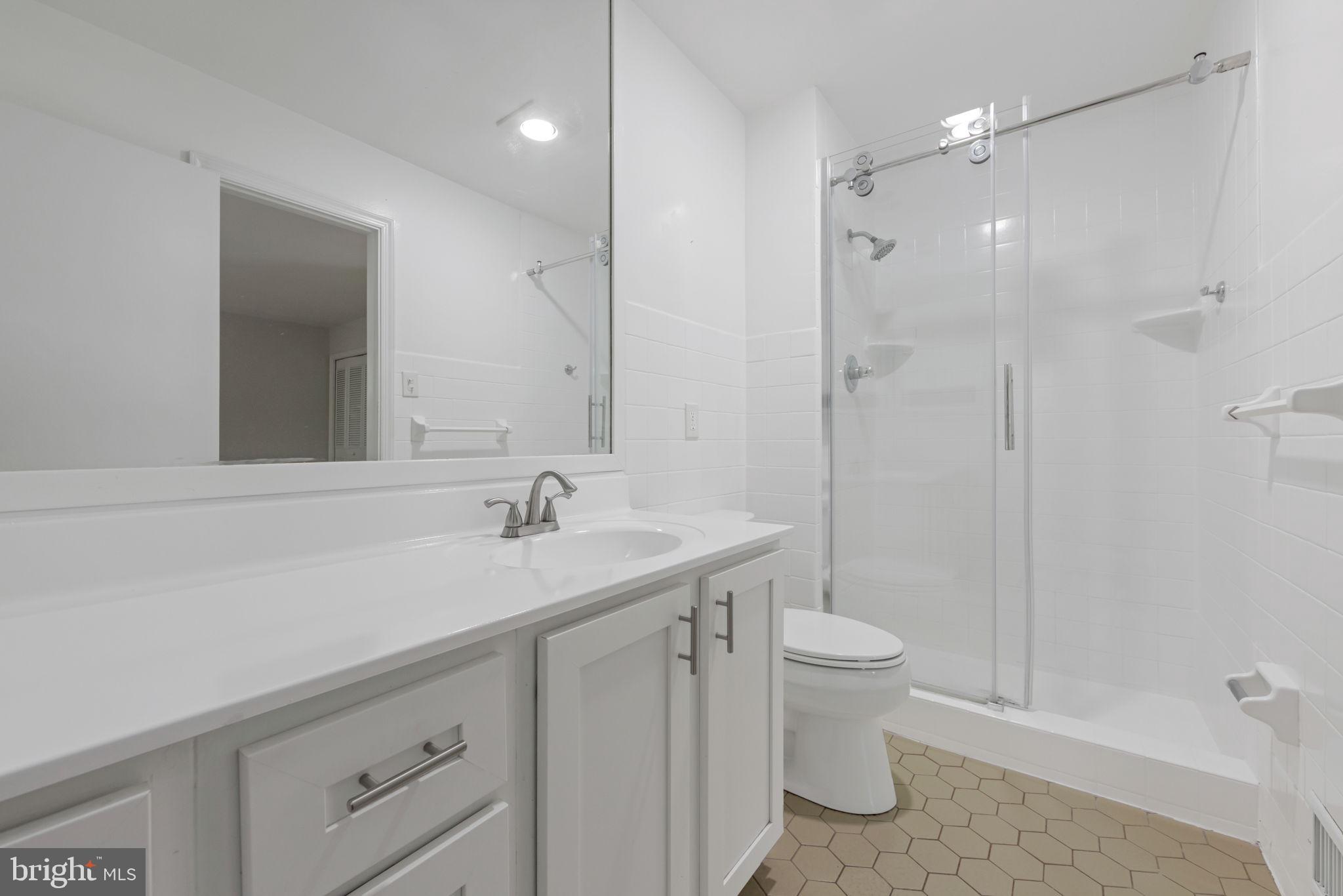 TILDEN WOODS - Residential