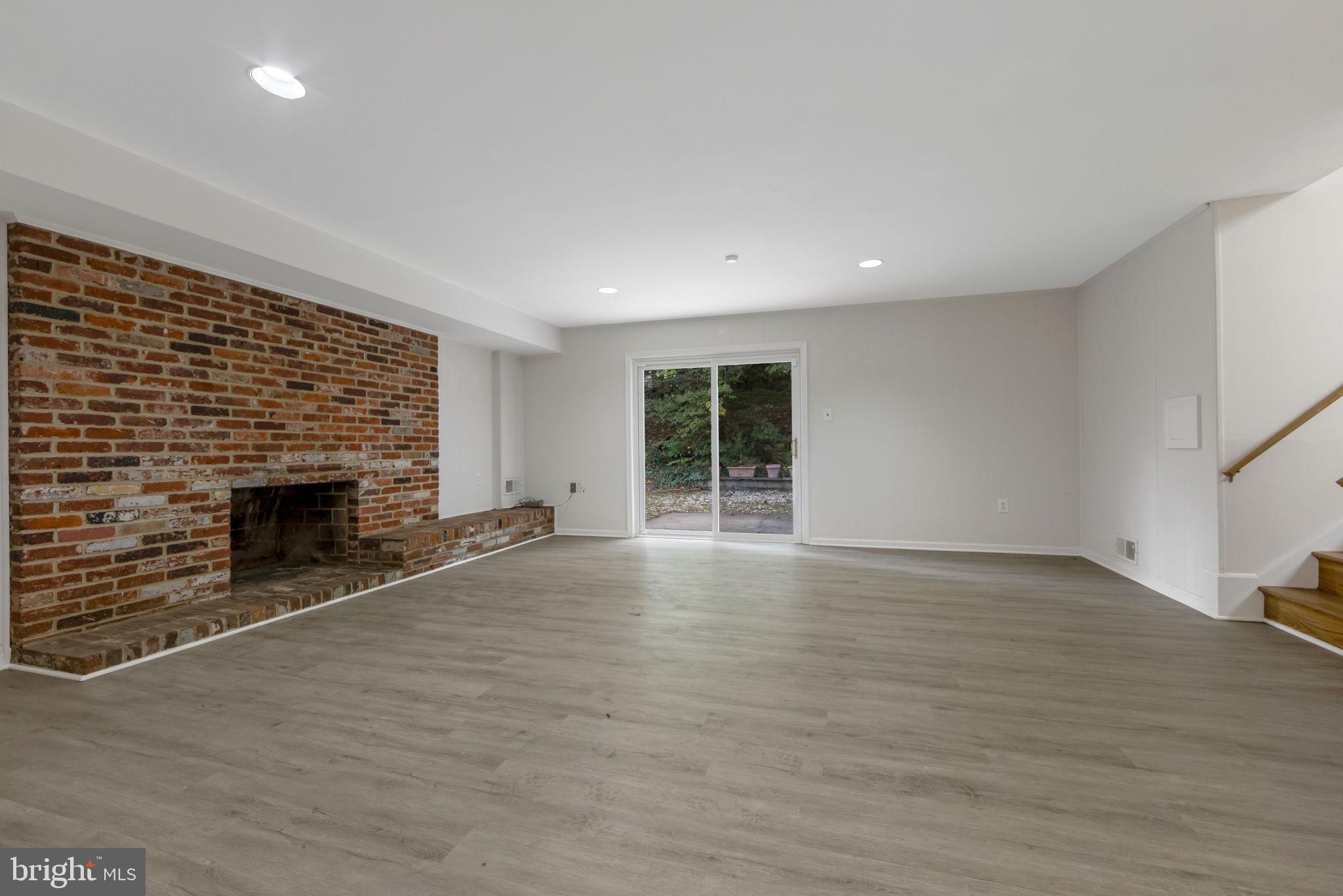 TILDEN WOODS - Residential