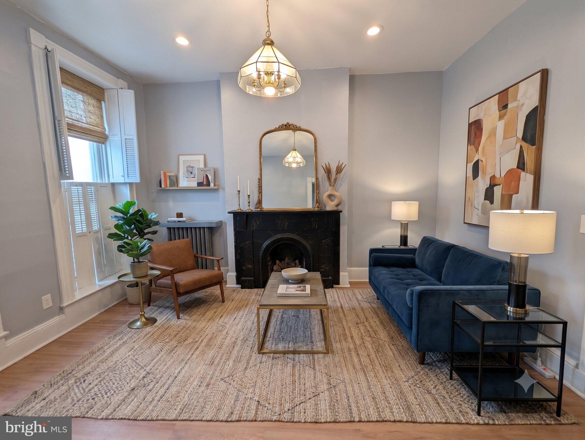1704 N BOND STREET
