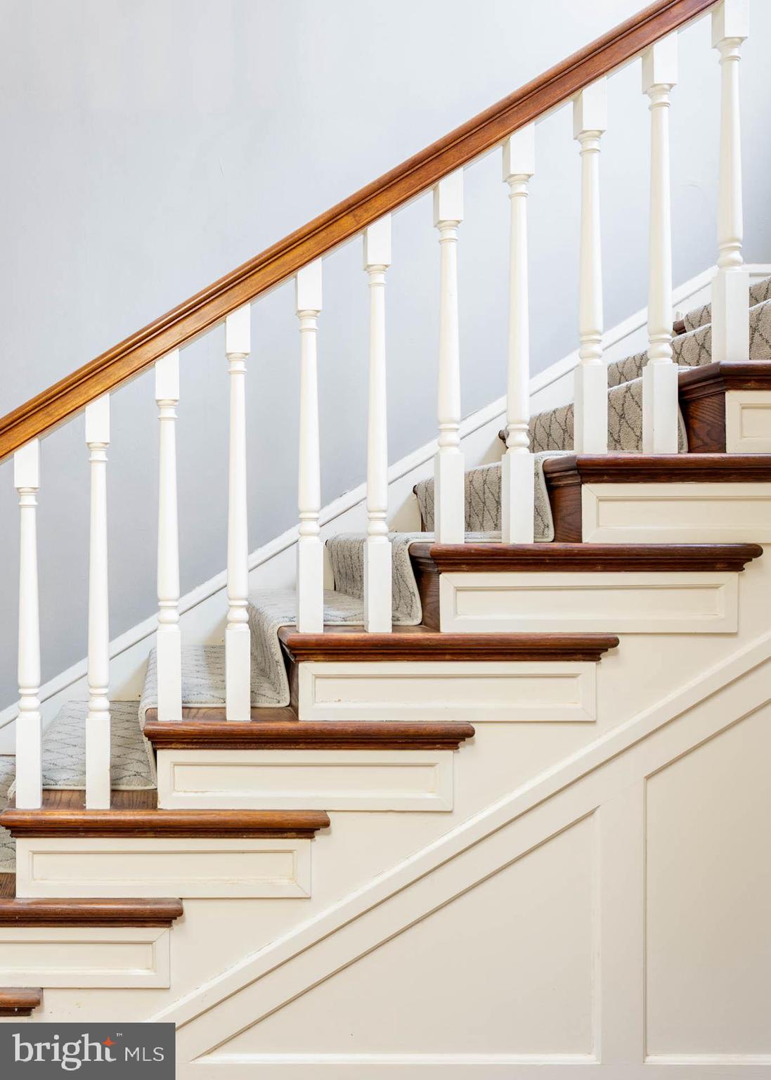 DOWNTOWN WAYNE - Residential