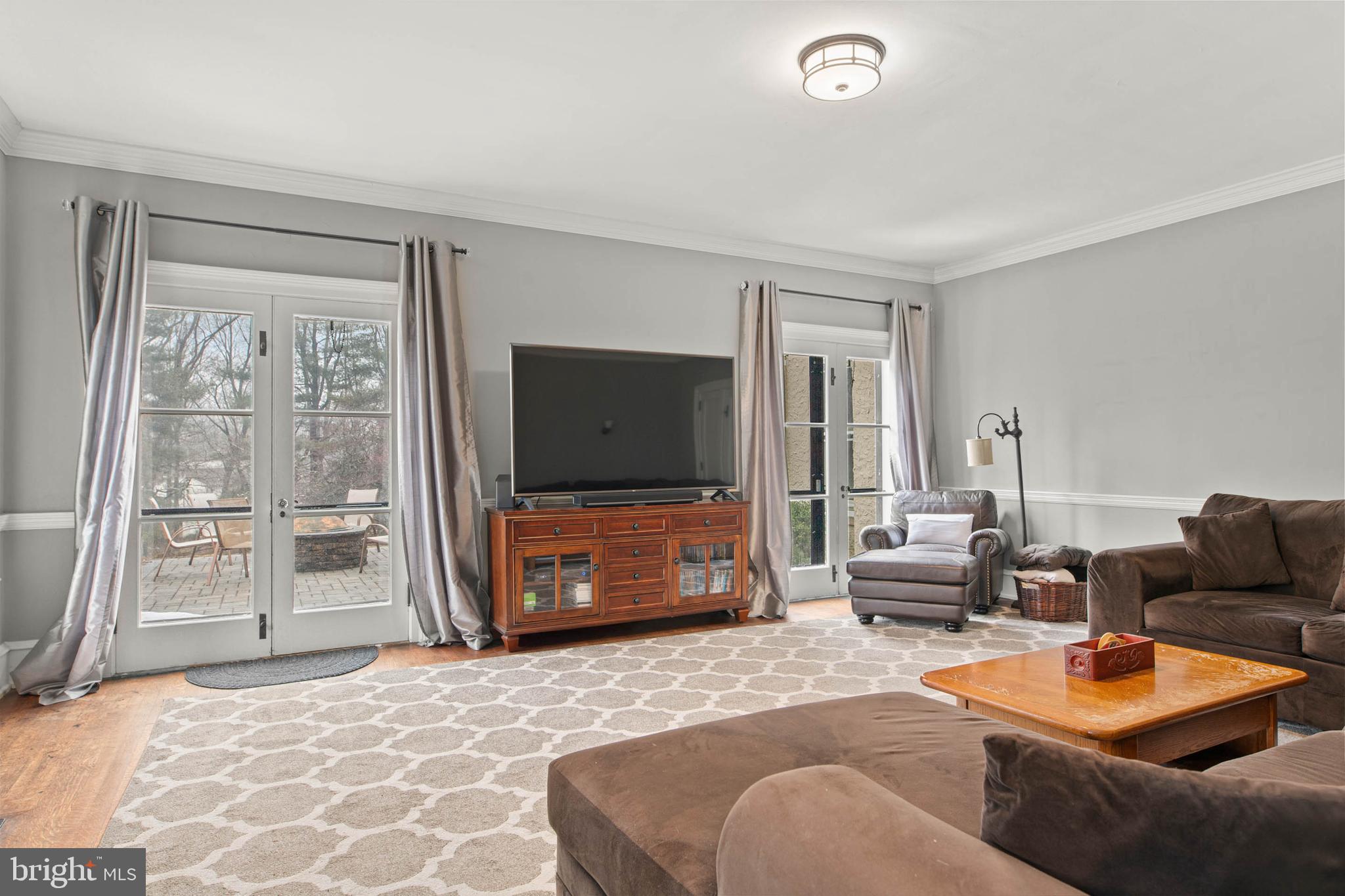 DOWNTOWN WAYNE - Residential