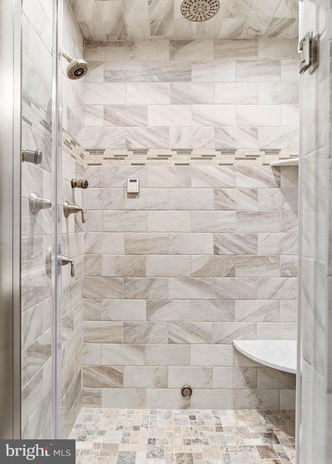 DOWNTOWN WAYNE - Residential