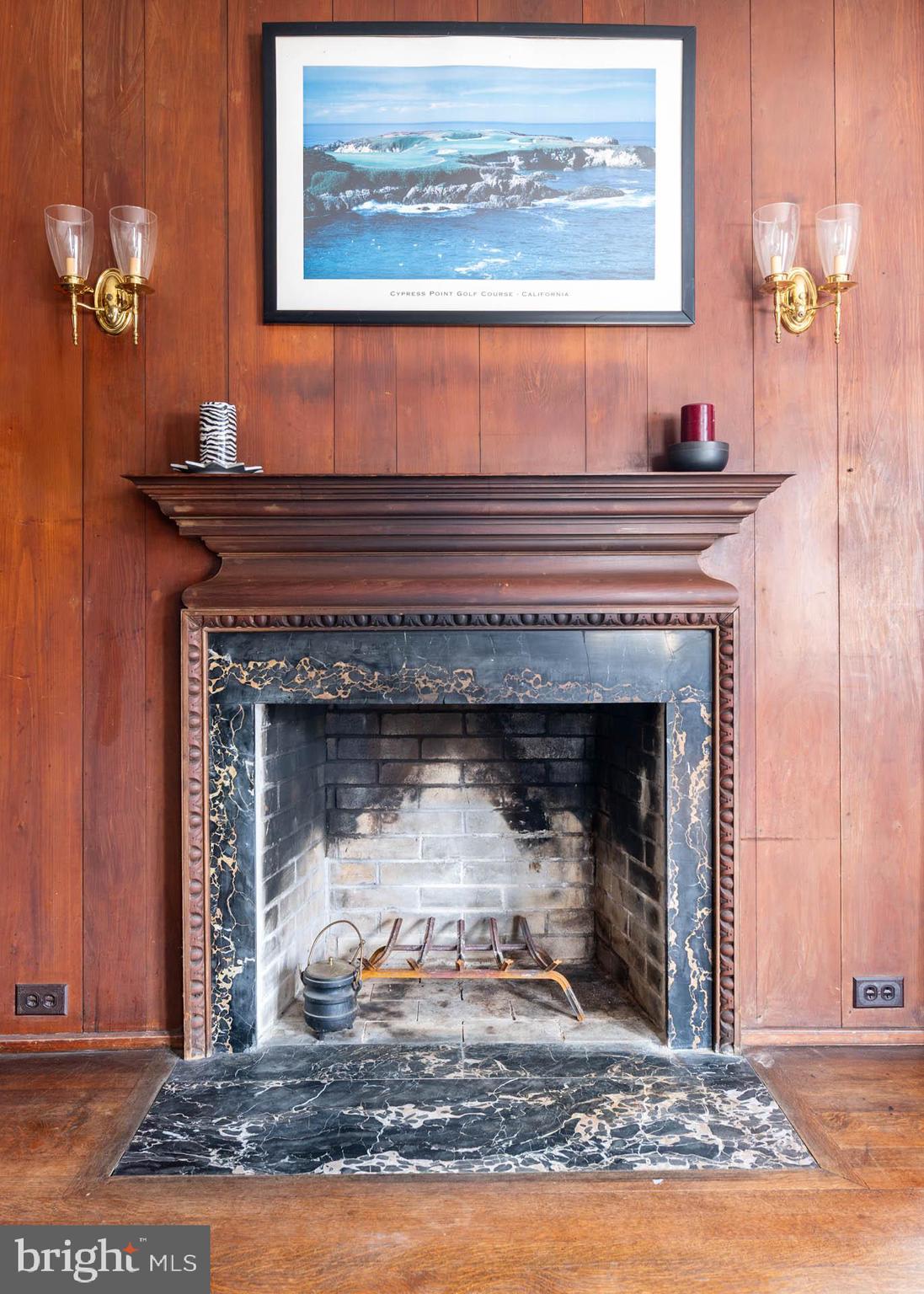 DOWNTOWN WAYNE - Residential