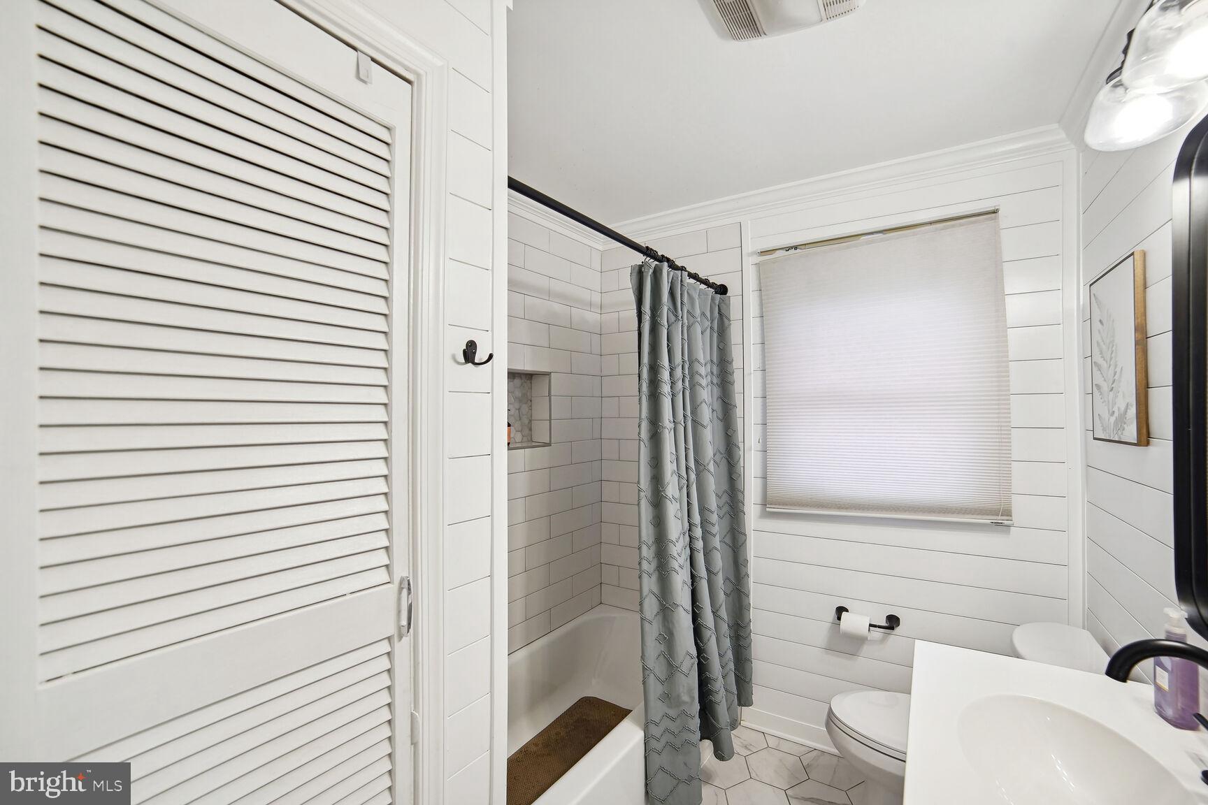 HAMMOND PARK - Residential