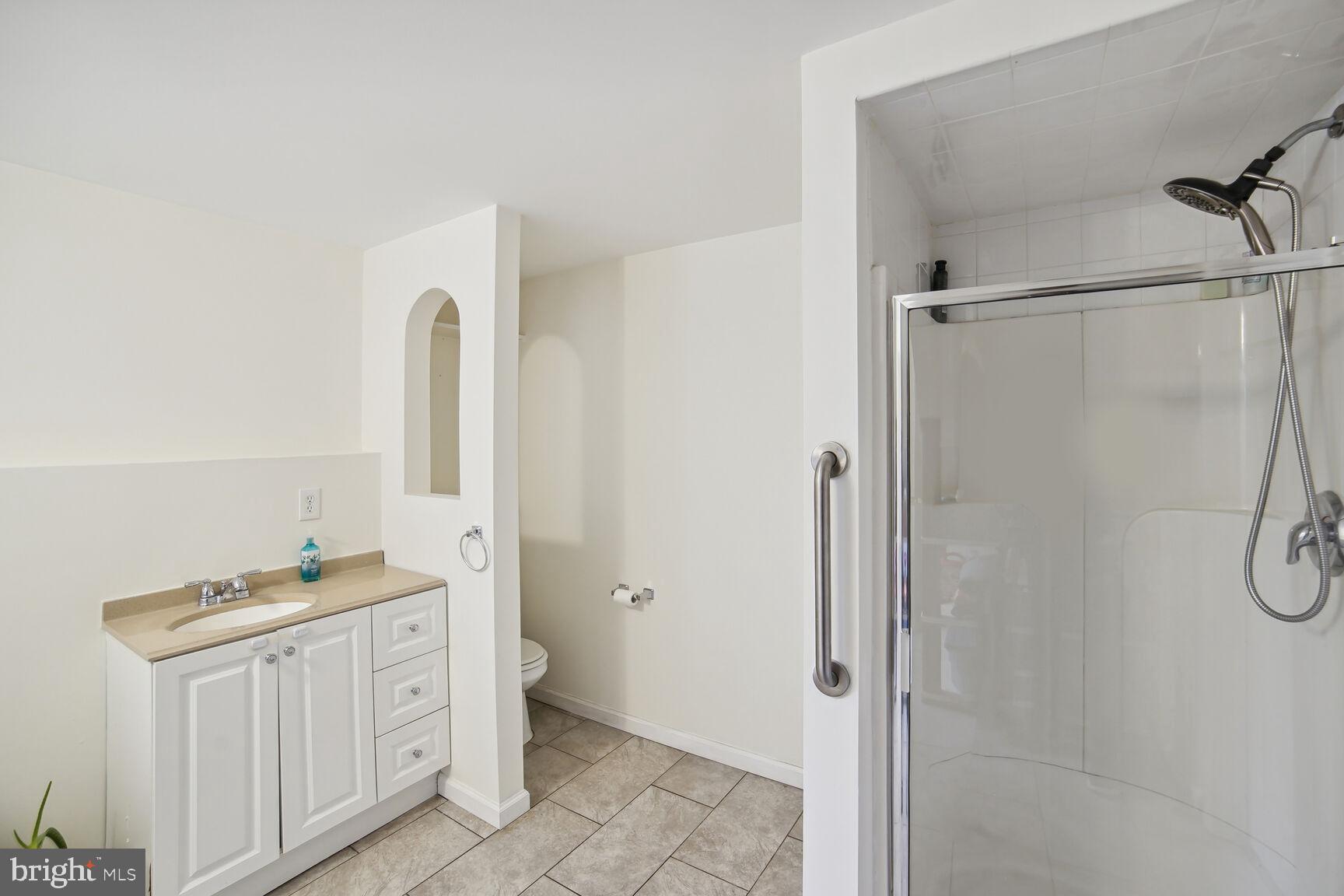 HAMMOND PARK - Residential