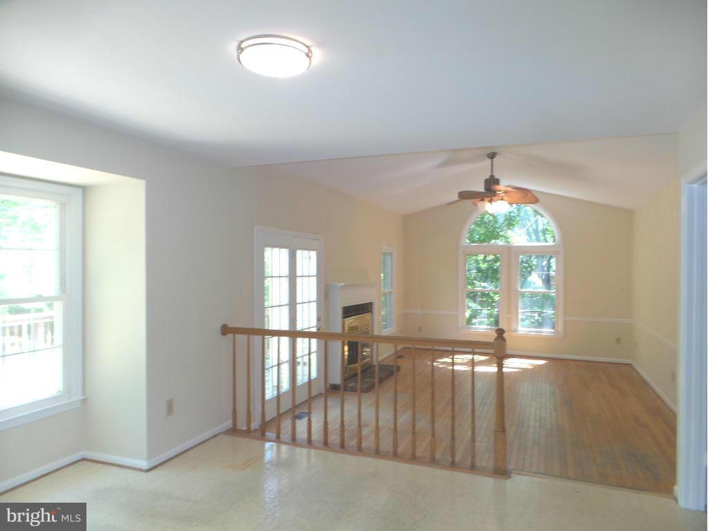 OLD STAGE KNOLLS PLAT ON - Residential