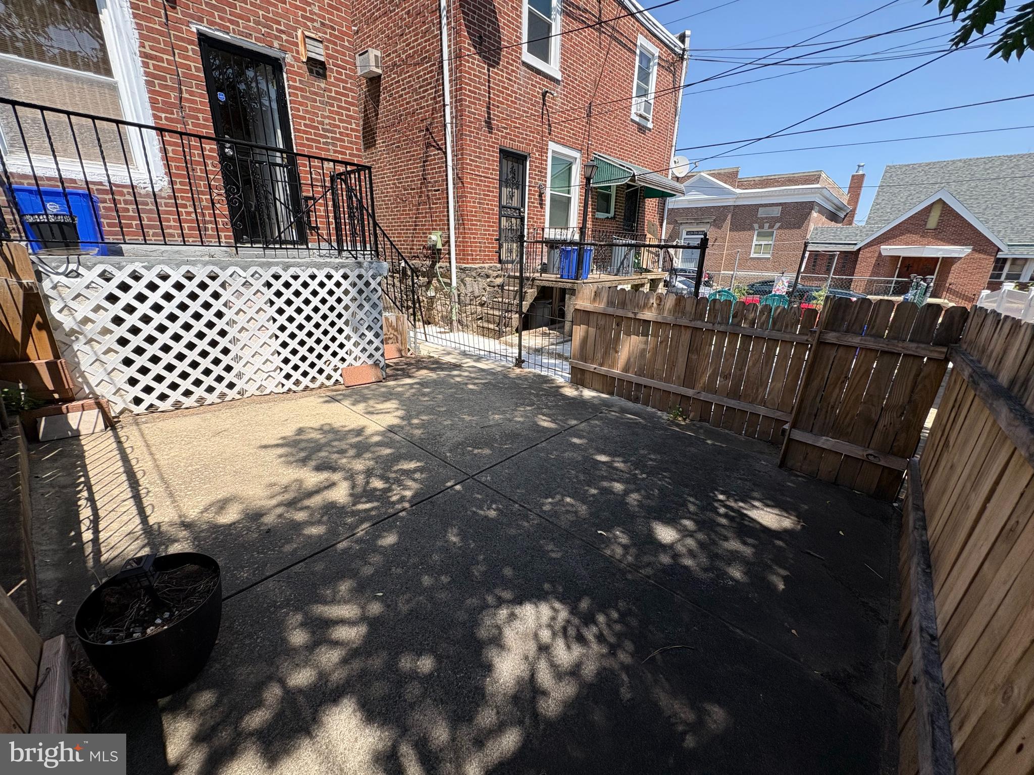 138 ROSEMAR STREET