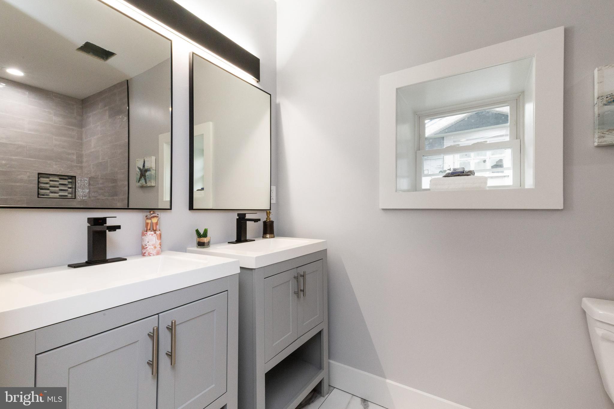 MT RAINIER - Residential