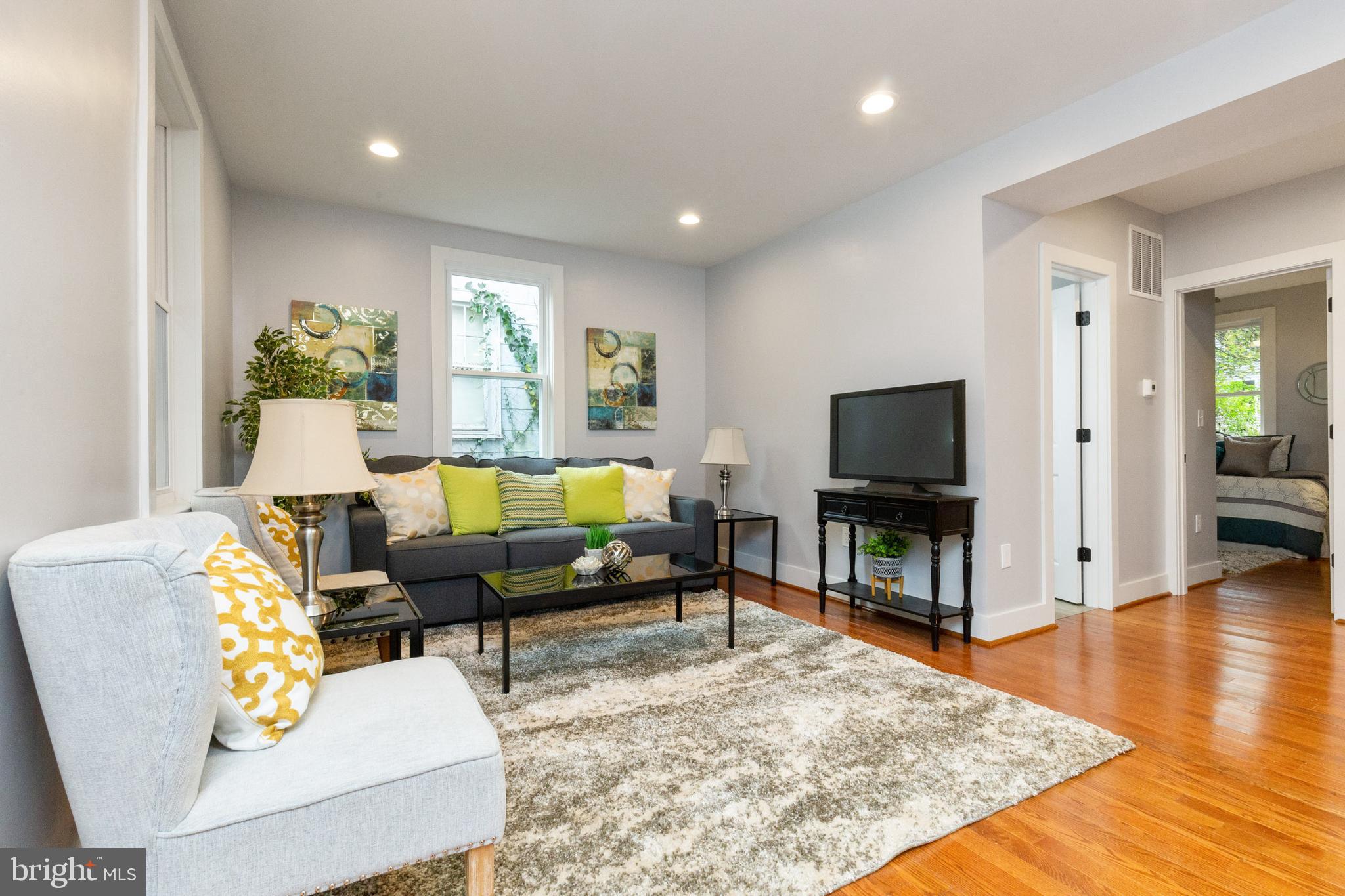 MT RAINIER - Residential