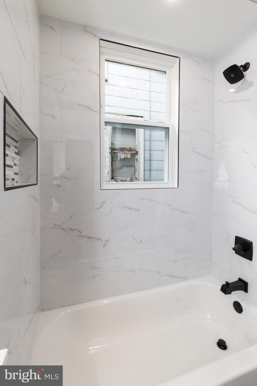 MT RAINIER - Residential