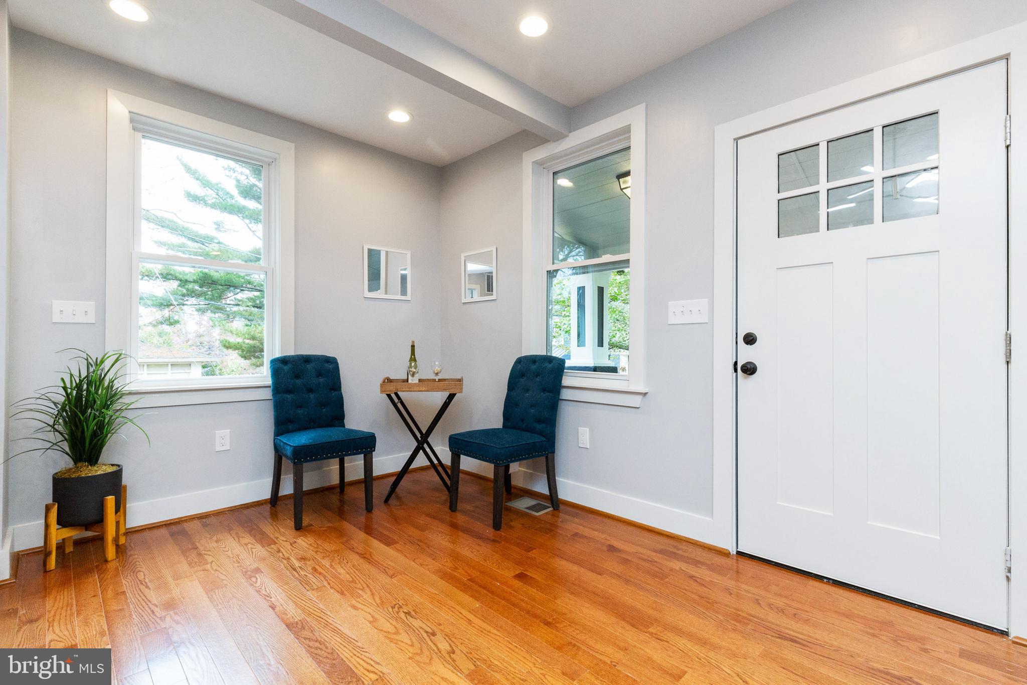 MT RAINIER - Residential