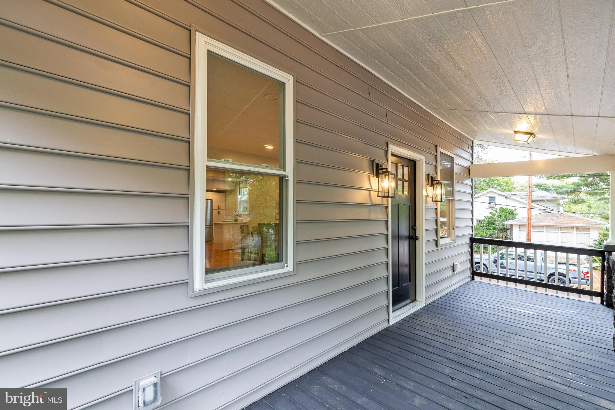 MT RAINIER - Residential