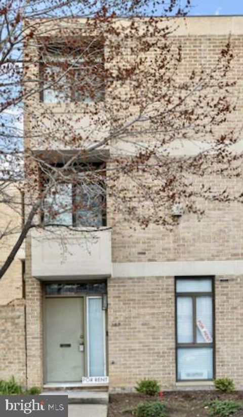 387 N ST SW WASHINGTON DC 20024