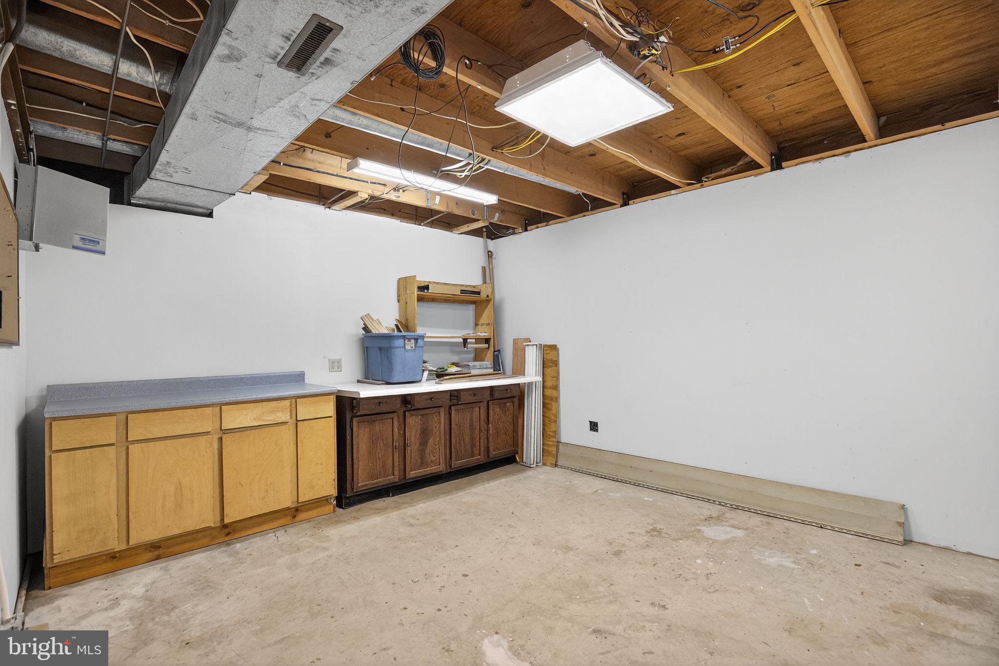 WHITE SANDS - Residential