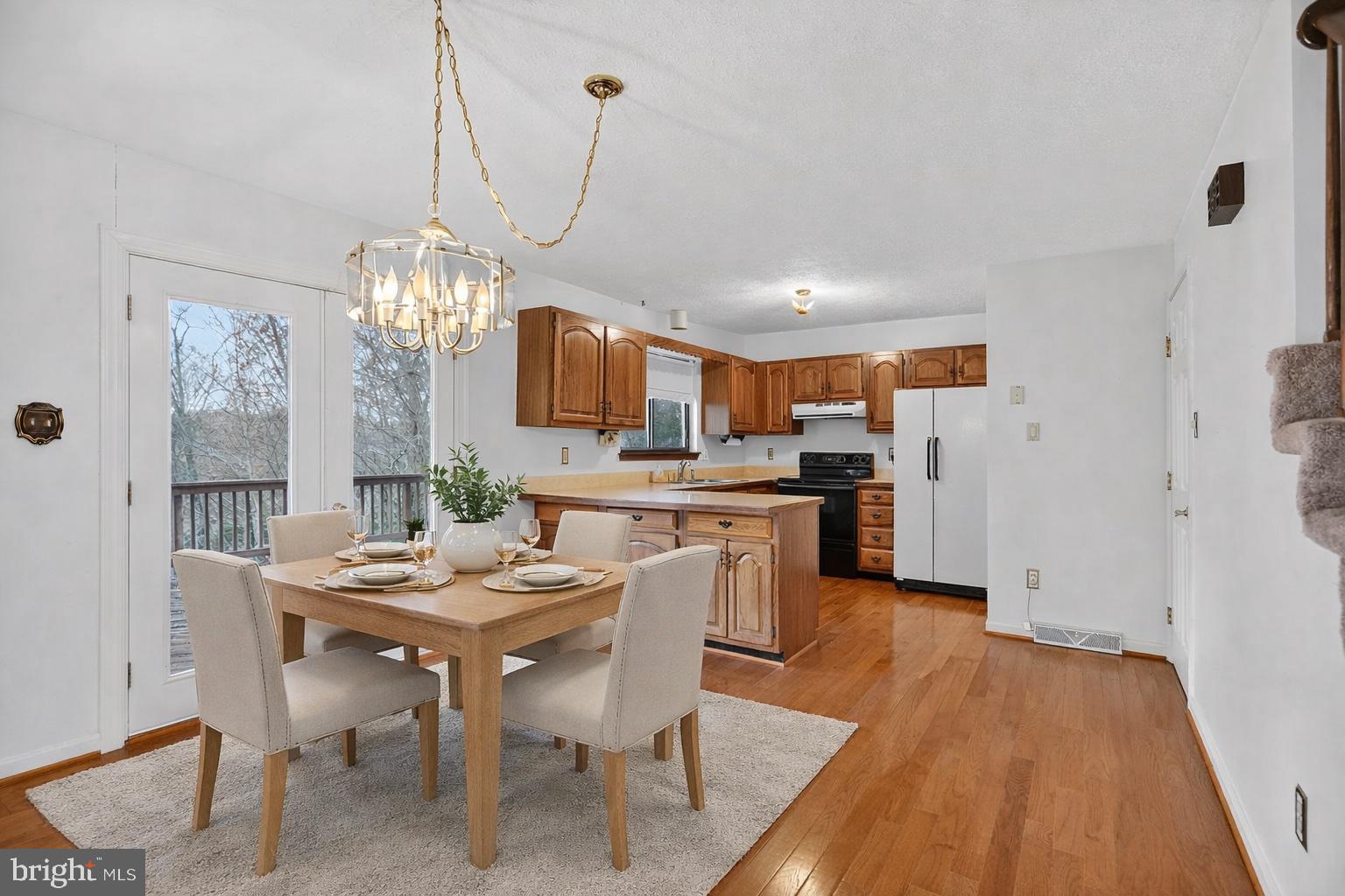 WHITE SANDS - Residential