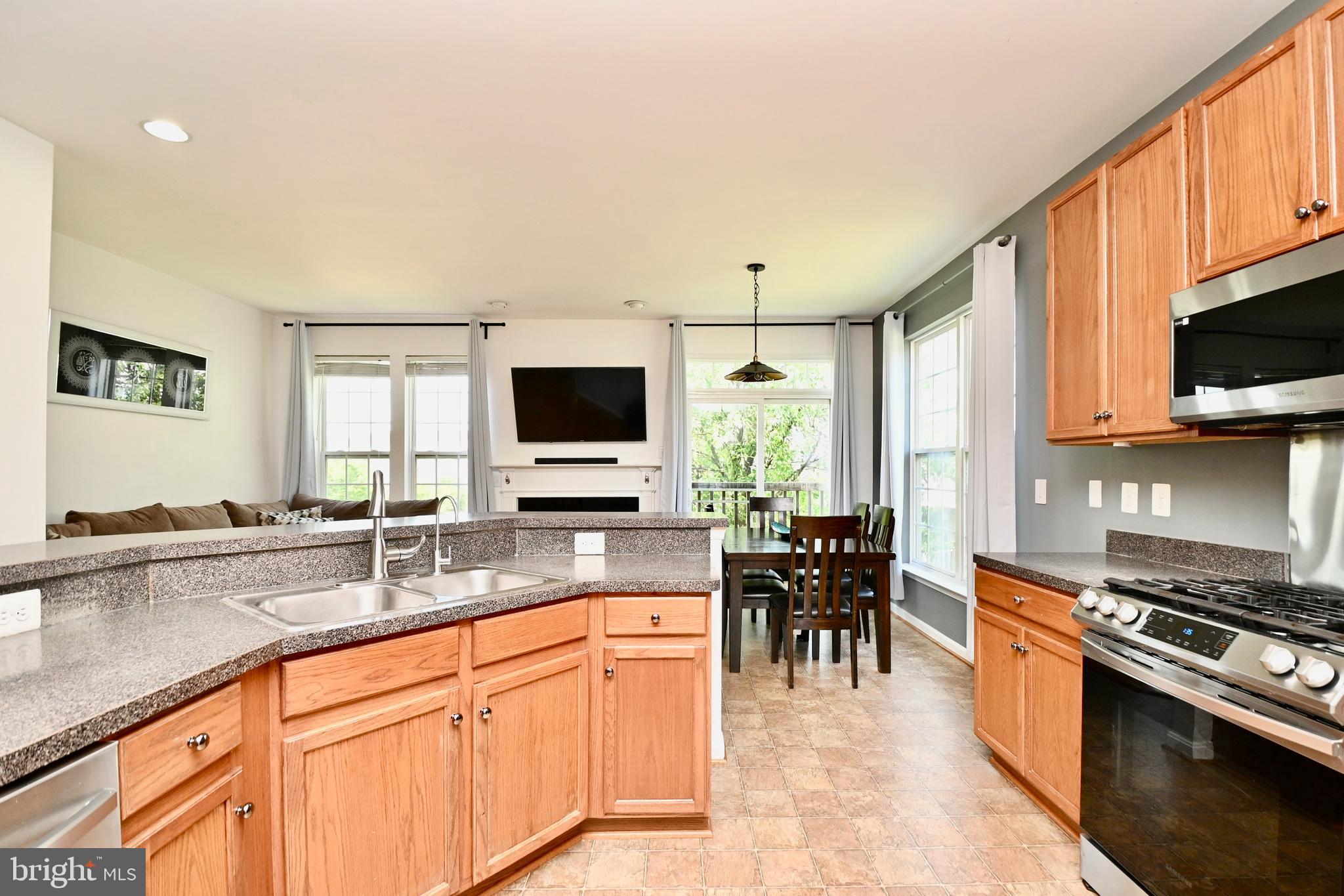 RIPPON LANDING - Residential