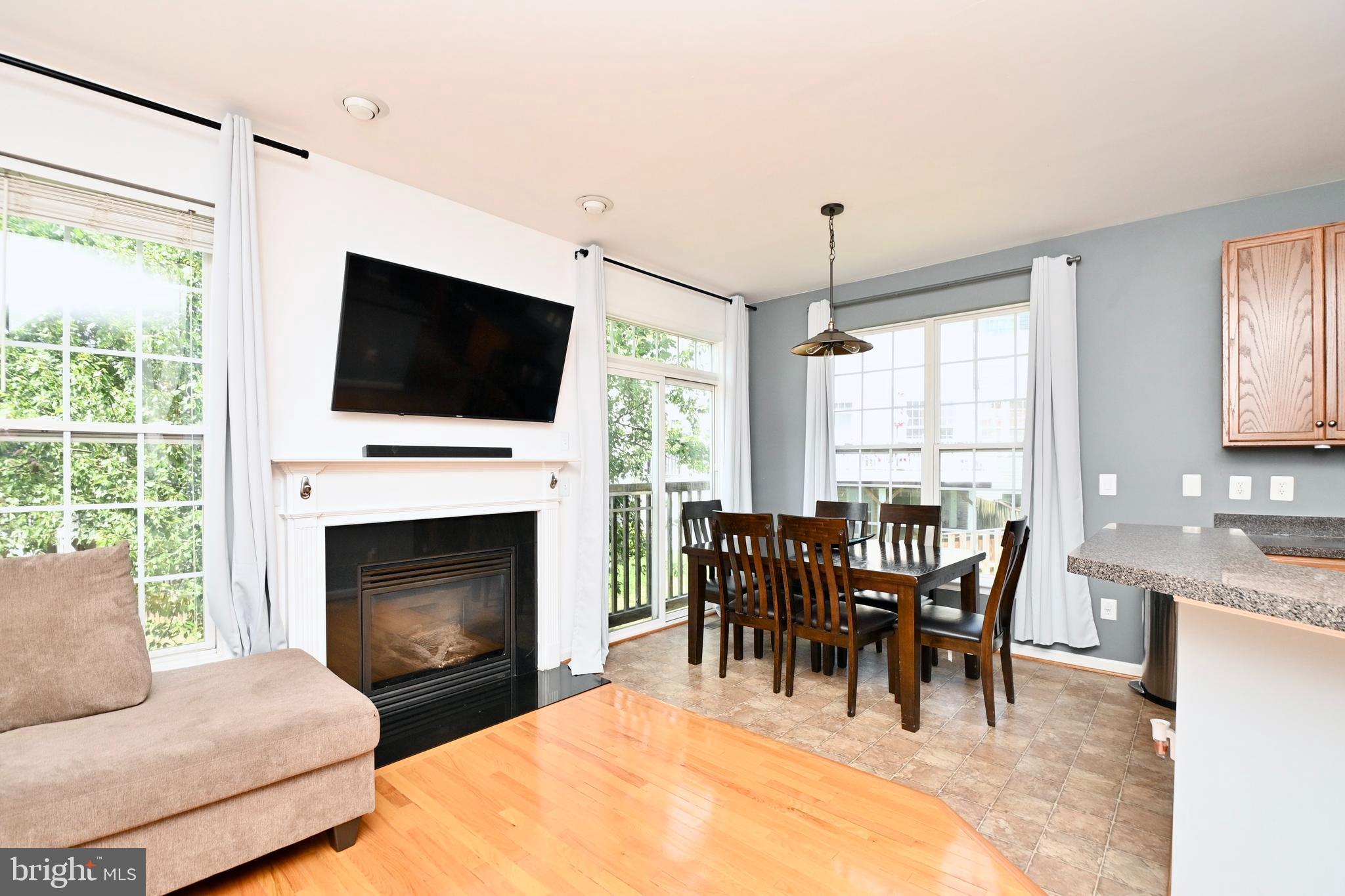 RIPPON LANDING - Residential