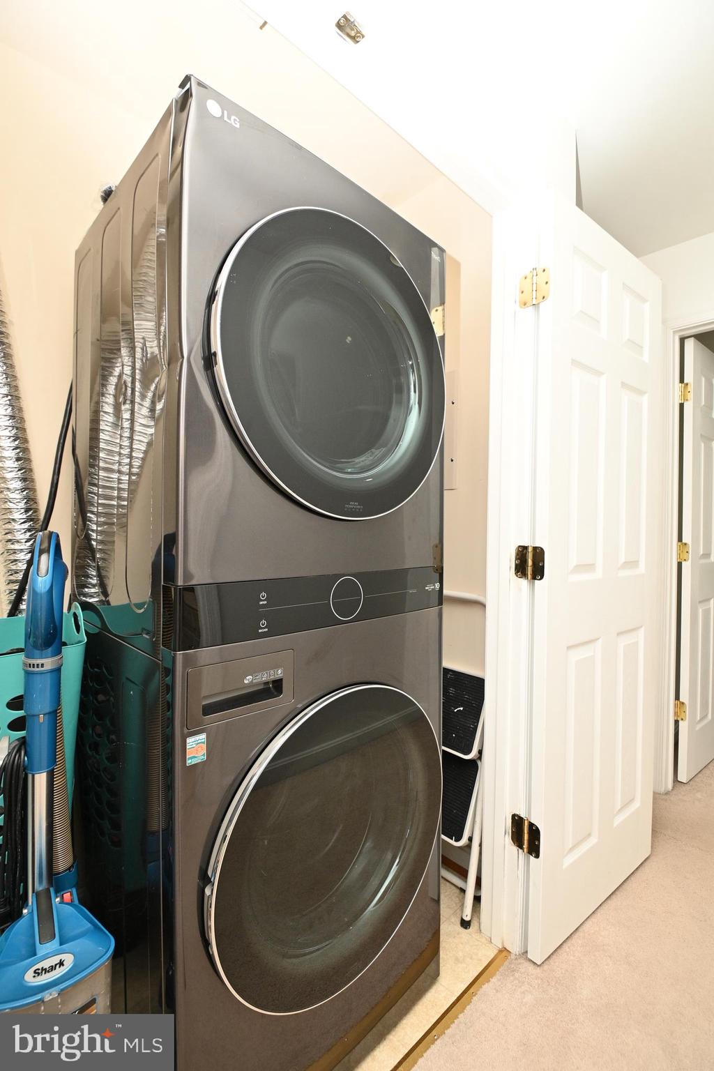 RIPPON LANDING - Residential