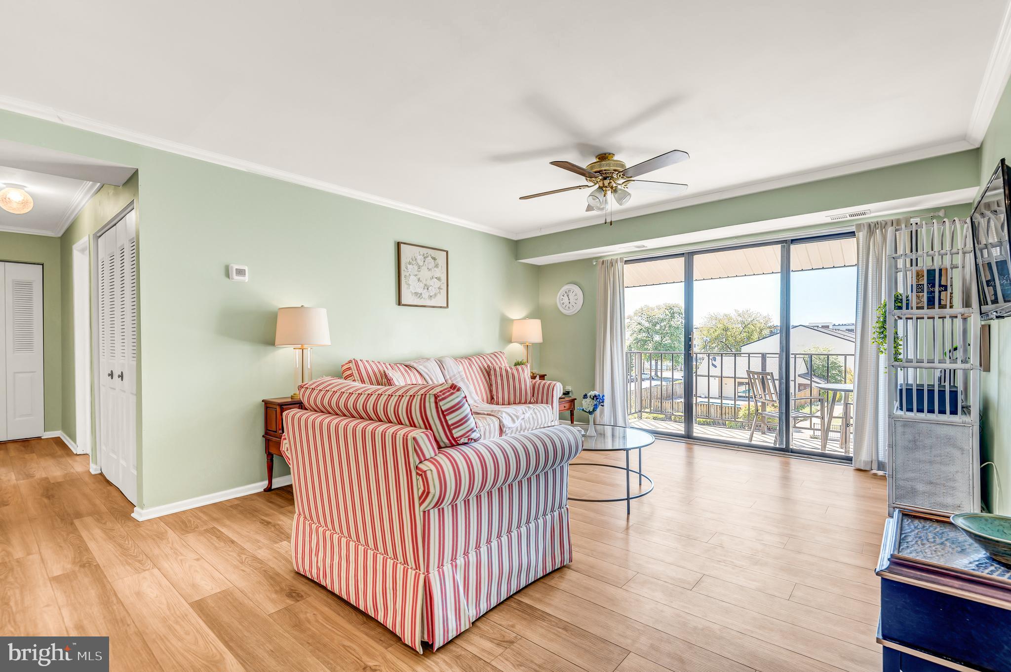 RIVA COMMONS - Residential