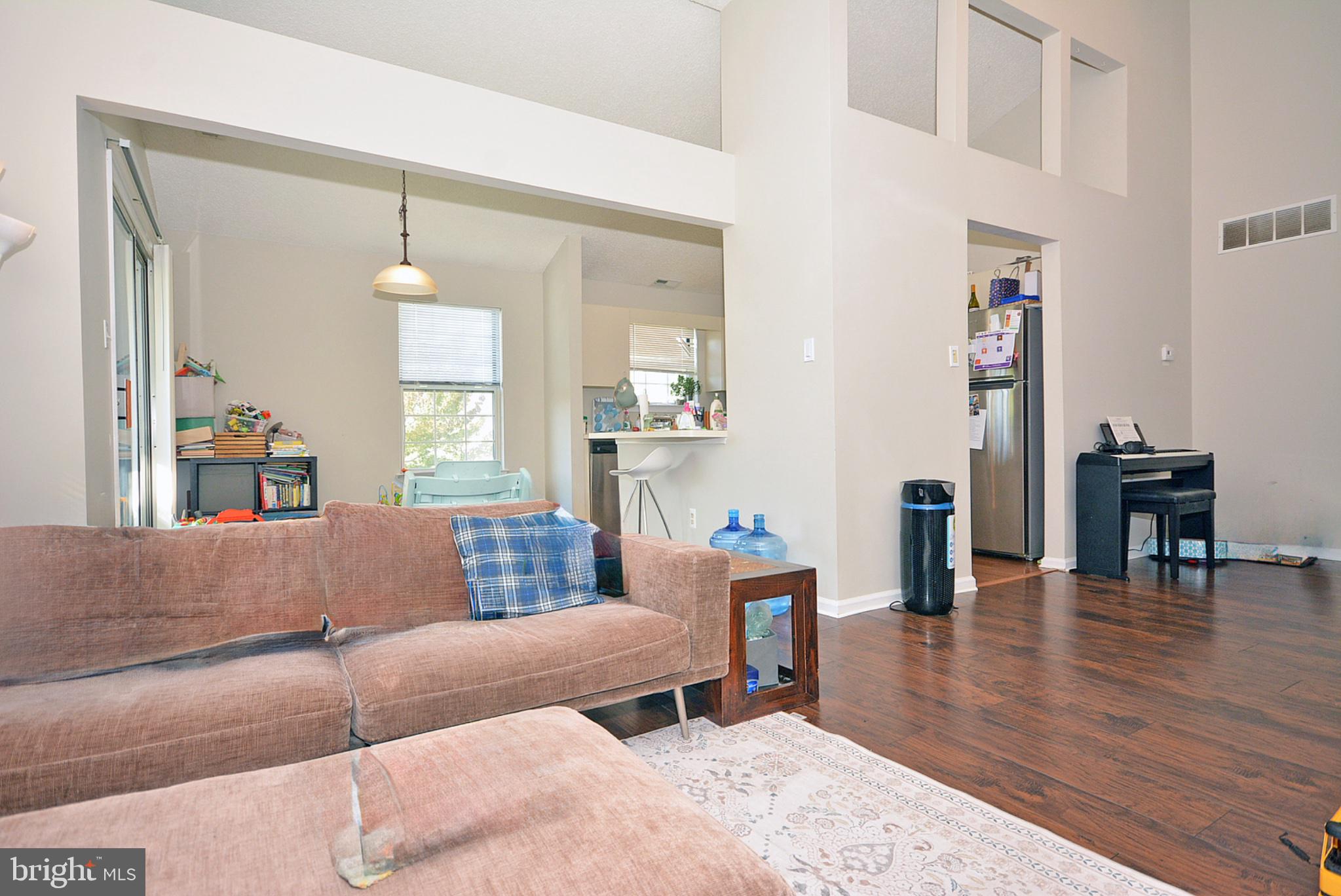 1312 RUSTIC COURT