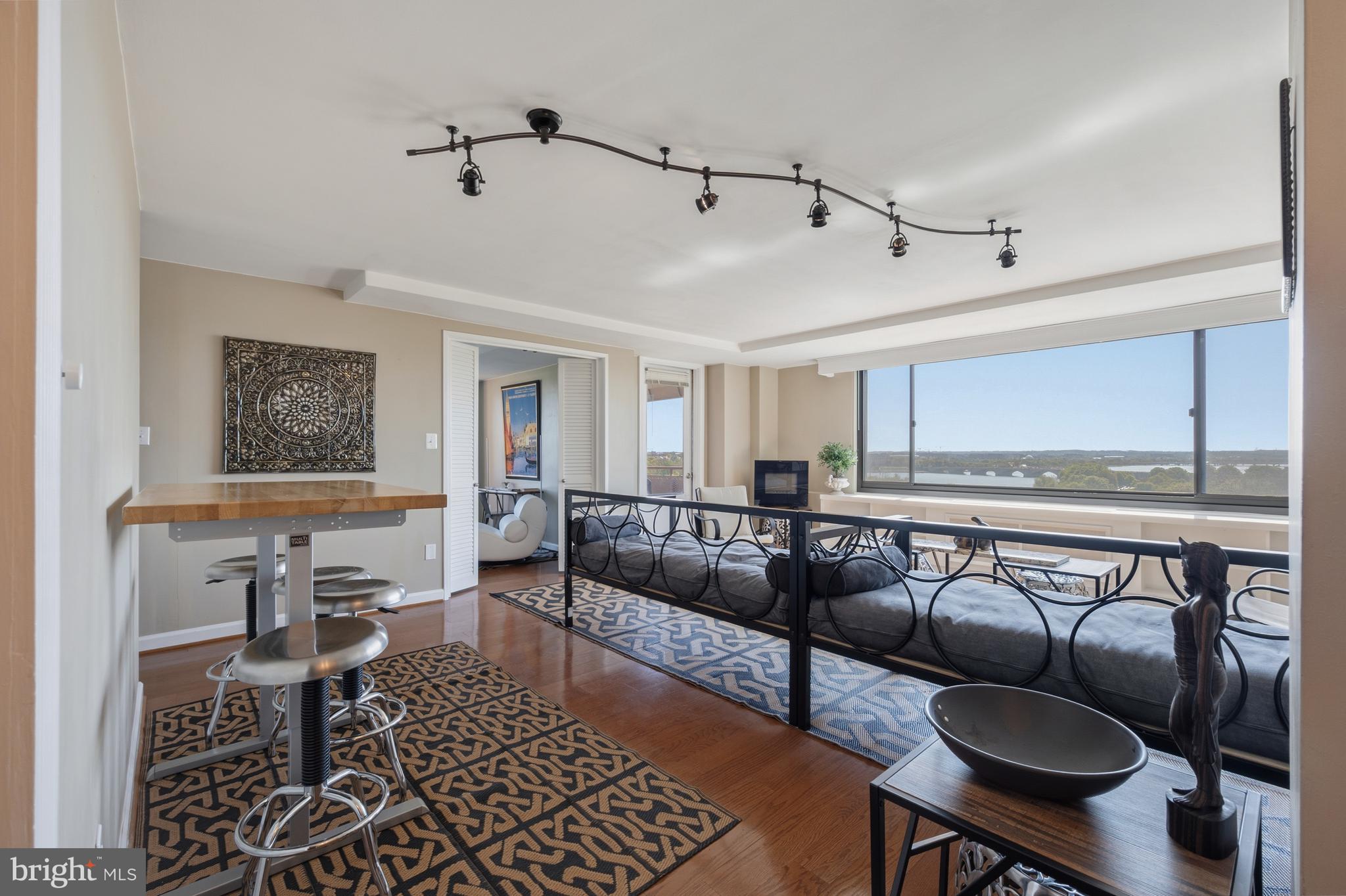 1011 ARLINGTON BOULEVARD 630