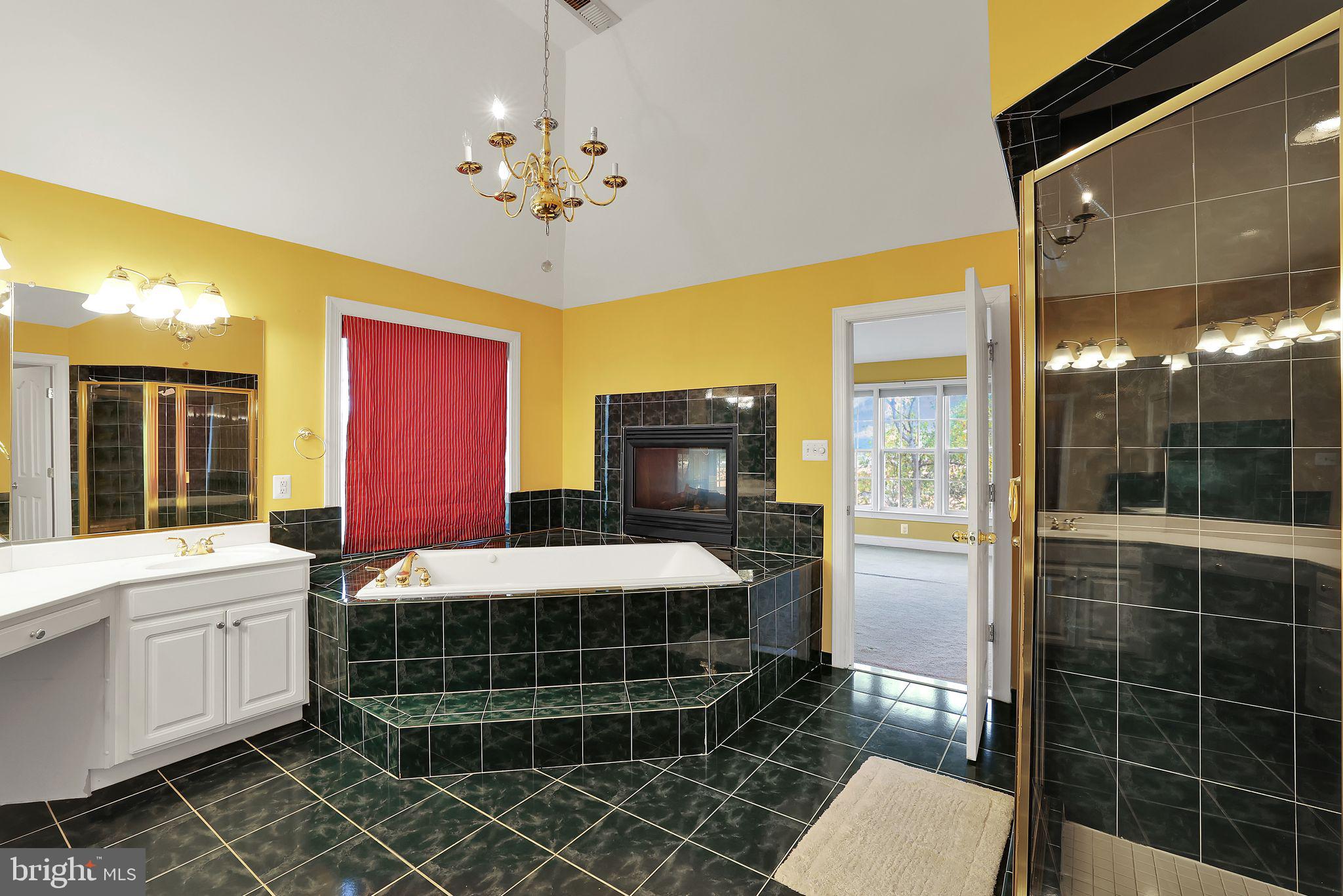 HALLOWELL - Residential