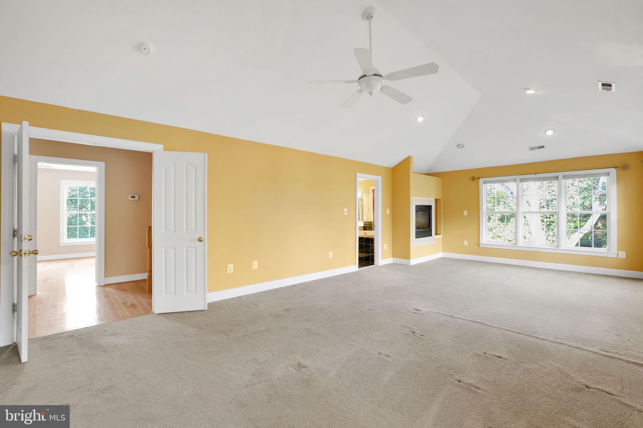 HALLOWELL - Residential