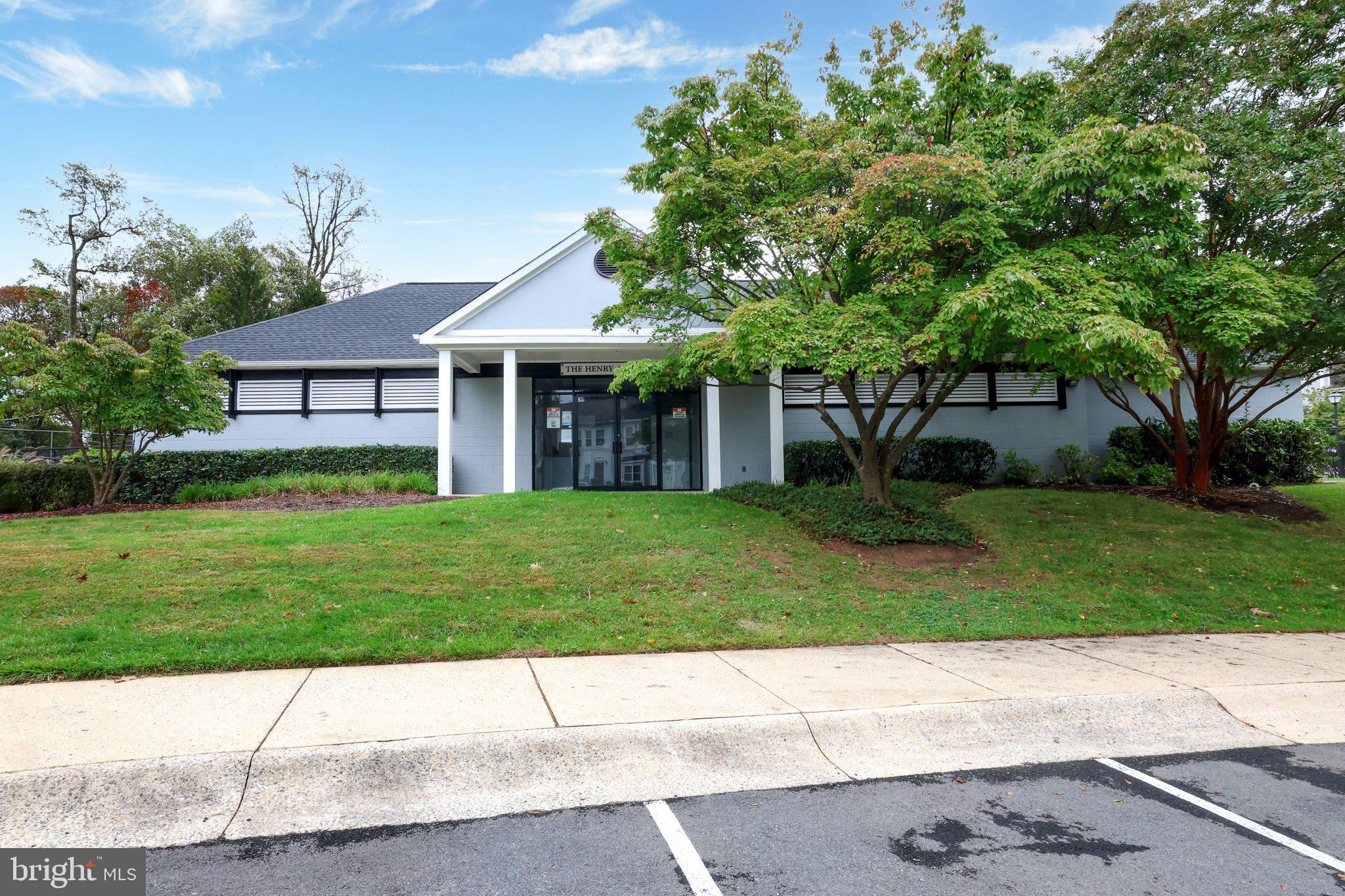 HALLOWELL - Residential