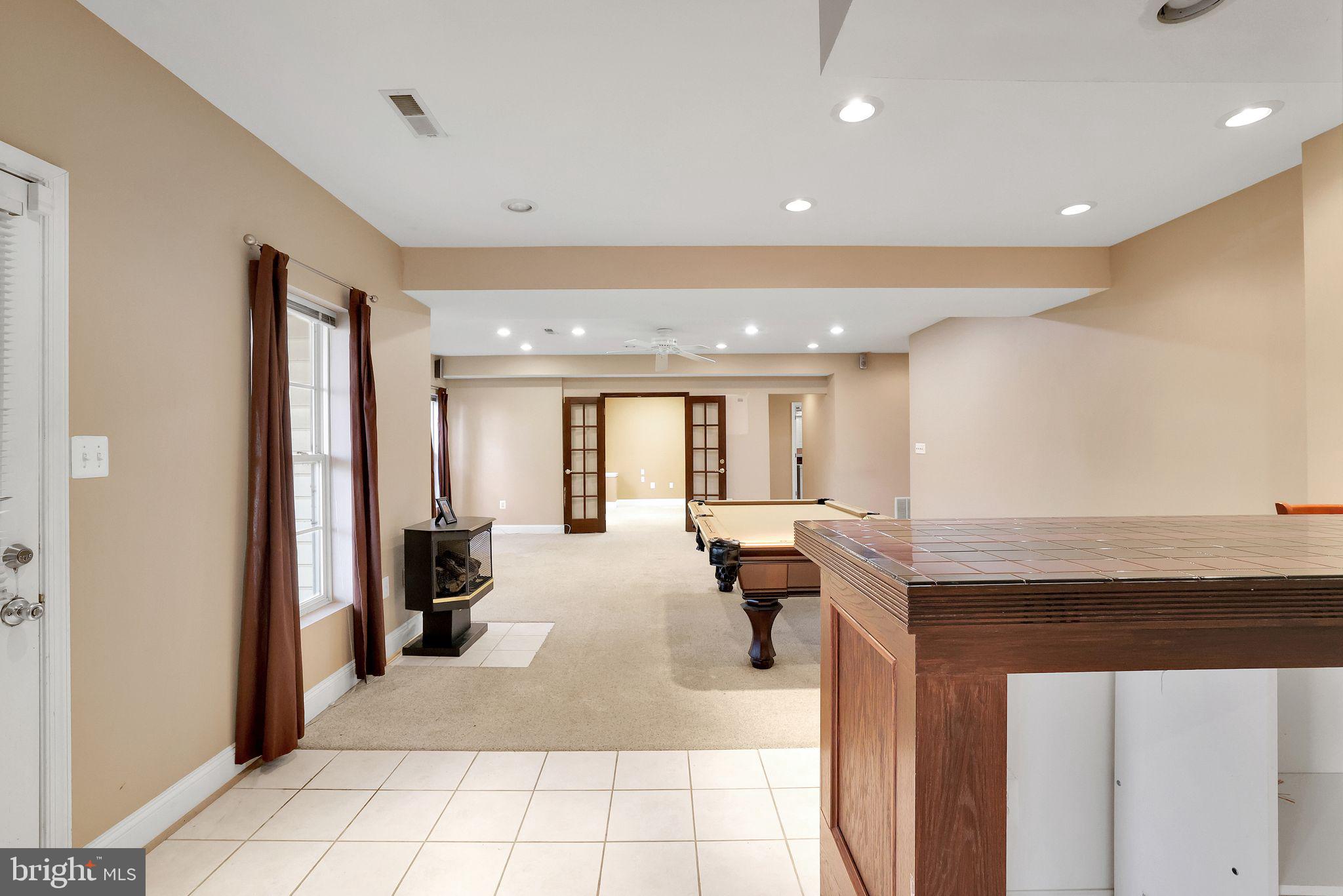 HALLOWELL - Residential